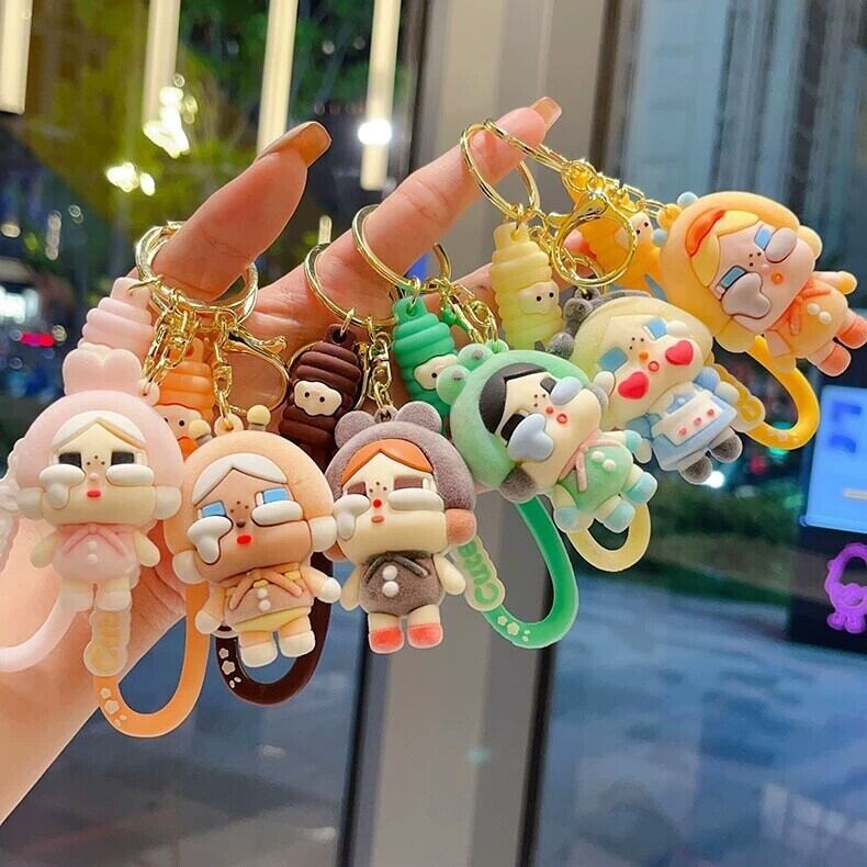 【新作】Crybaby クライベイビー キーホルダー 6色展開 かわいいソフビ製 カーチャーム・バッグチャーム・ギフトに最適 ラバーキーホルダー プレゼントにも