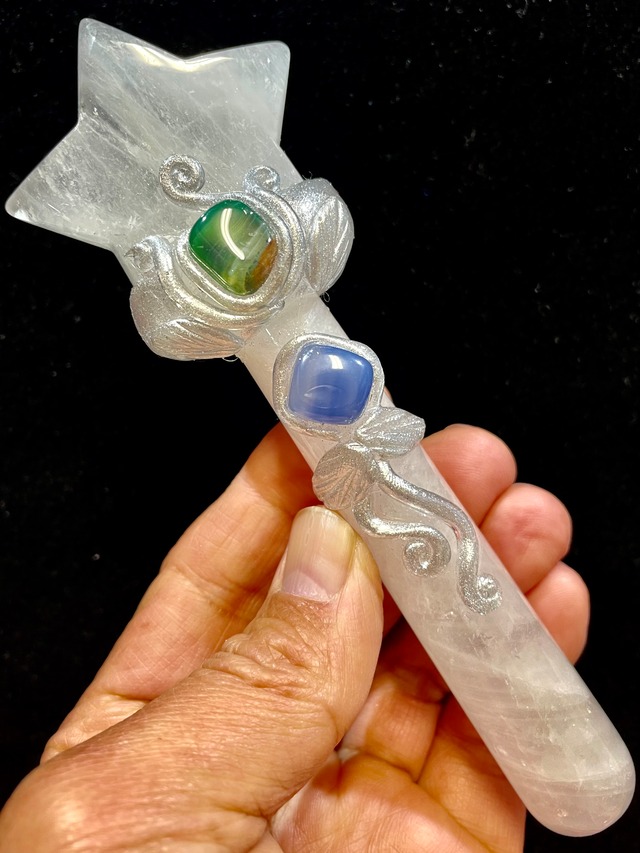 49) エネルギーを高める超アイテム！「アート・クリスタルワンド」ハンドメイド(台座付)