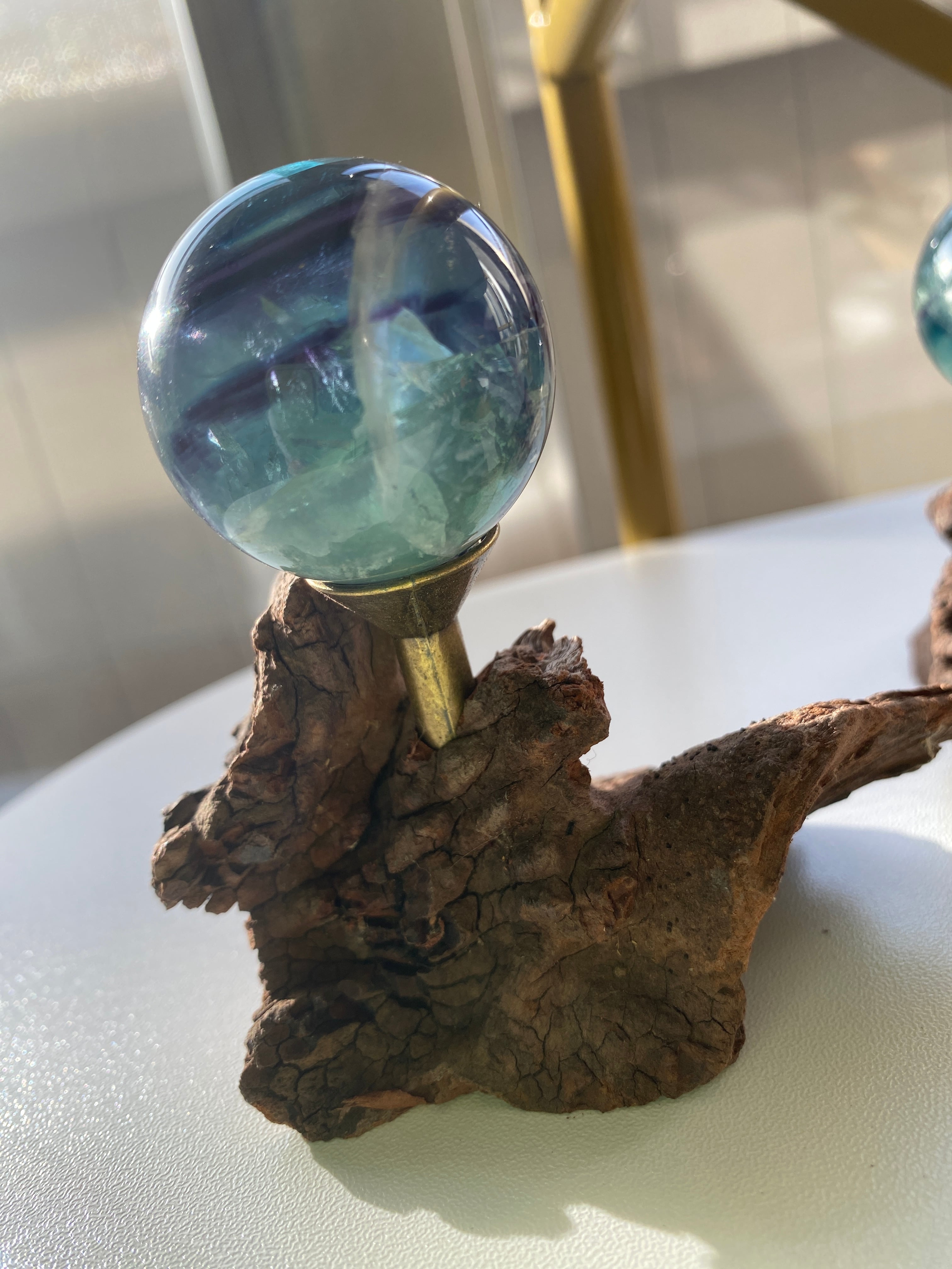 イエローフローライト スフィア 直径80ミリ 木製ライト付き