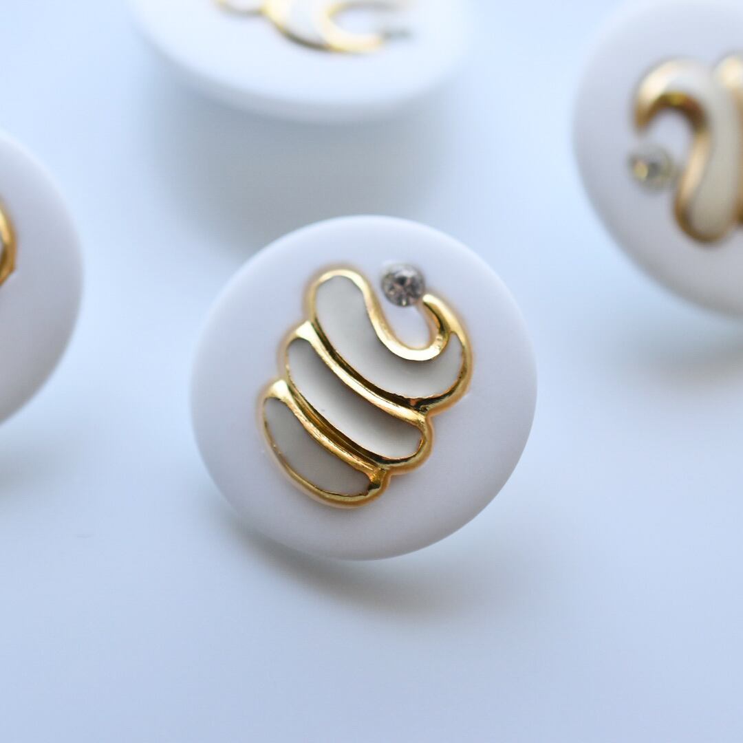 エナメルアイボリー×1粒ラインストーン 15㎜