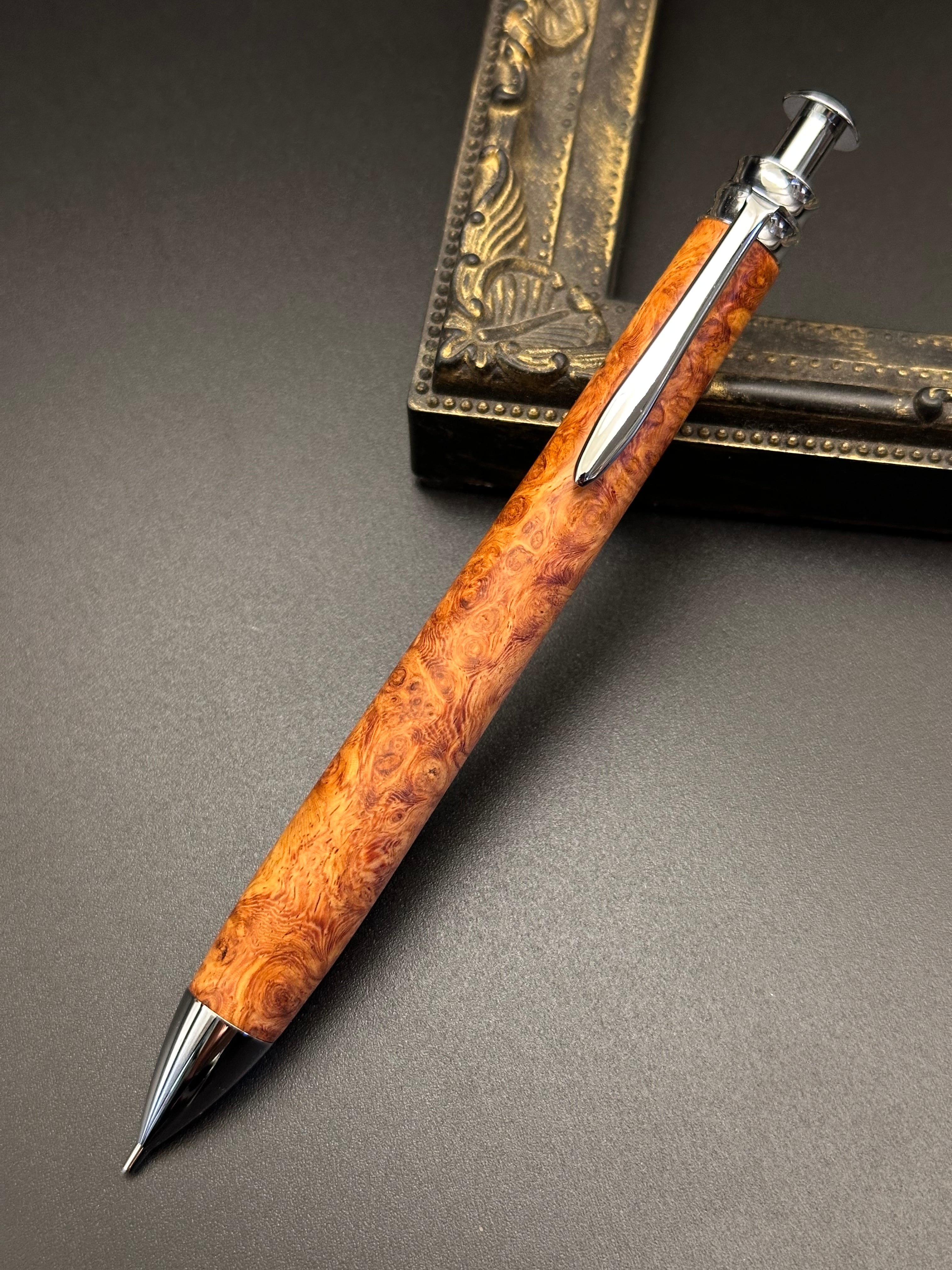 カイヅカイブキ/木軸シャープペン 低重心タイプ | Flamberg