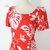 フラダンス 衣装 ワンピース ドレス レッド系 HulaKu 日本製 ハワイアンプリント モンステラ柄 植物柄 半袖 フレアスカート アロハ フラ ダンス レッスン 練習 赤 白 ホワイト系 ハワイアンダンス レディース 華やか 鮮やか かわいい おしゃれ アロハシャツ ハワイ風 大人用 お祭りイベント フラメンコ服 文化体験 旅行 おそろいカップル衣装 薄手 スミレ 赤系 ホワイト系 レッド系 フラダンス衣装 フラワンピ バックスタイル レッドドレス アロハ柄 日本製衣装 成人式 結婚式 ハワイ