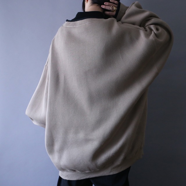 B-boy real knit cap design super over silhouette sweatshirt