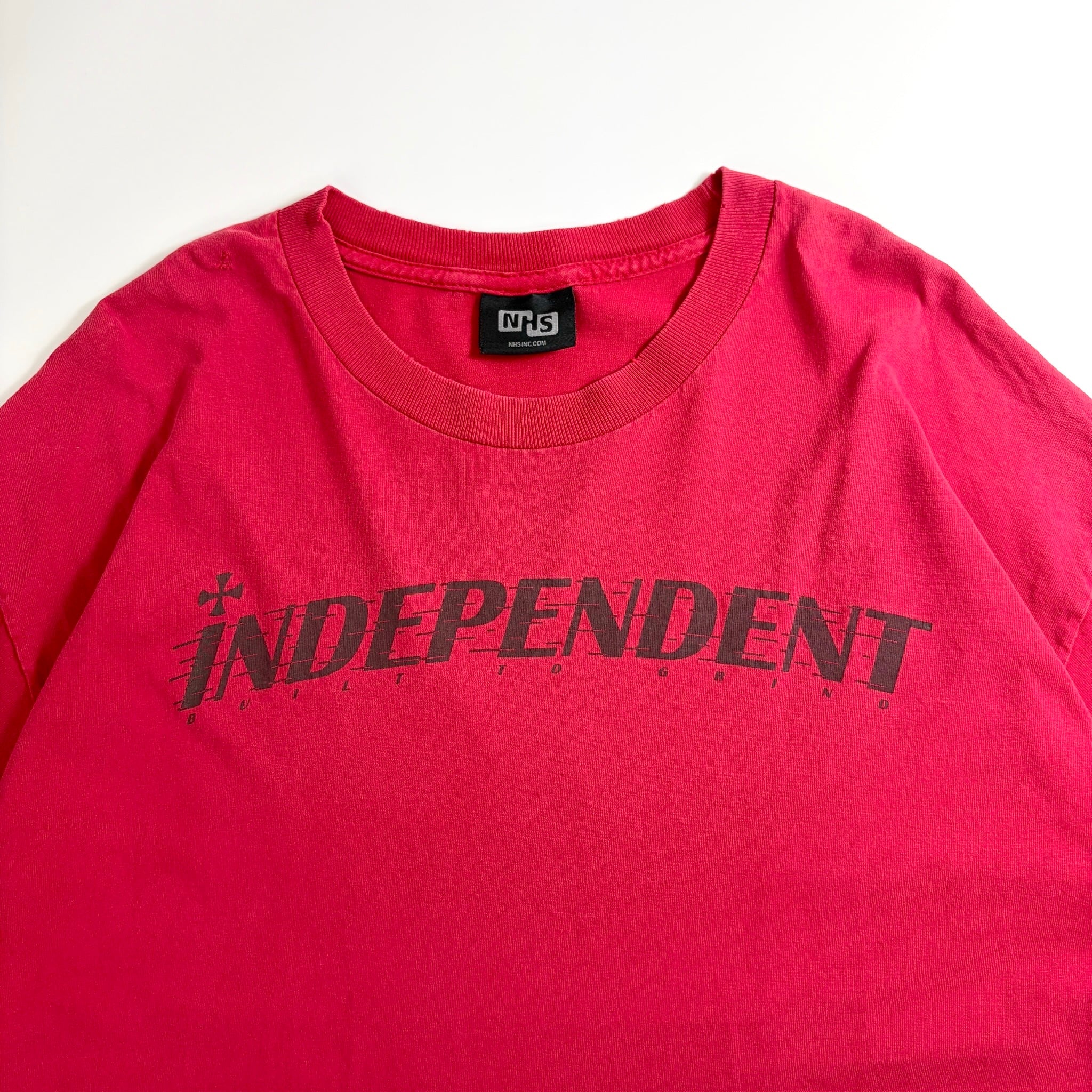 00s NHS Independent Logo T-Shirt Red