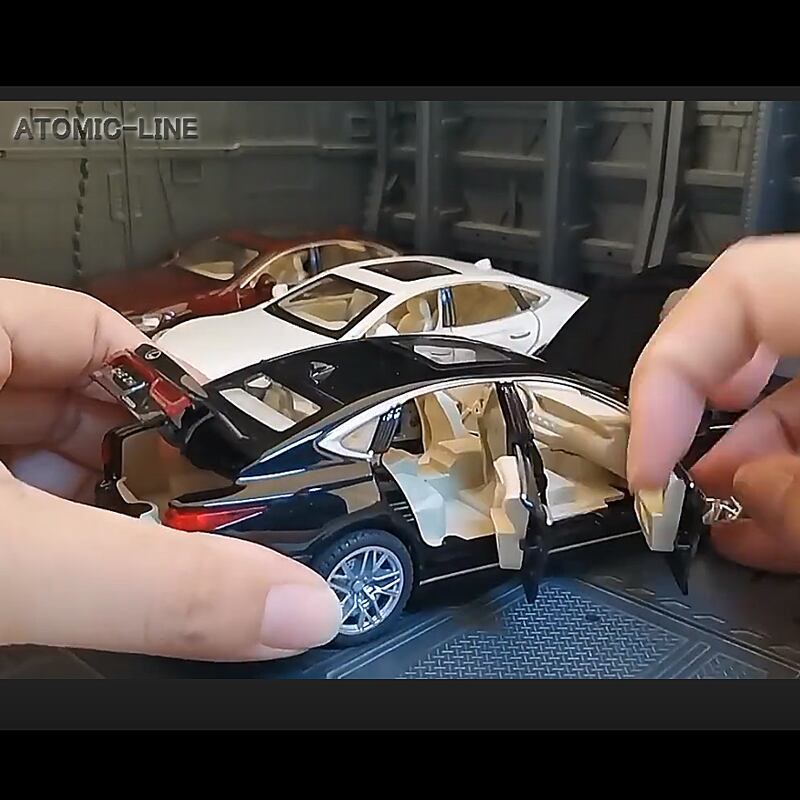 LS500 ミニカー トヨタ（TOYOTA） レクサス LEXUS LS500 1/32 ミニカー 全3色 ライト