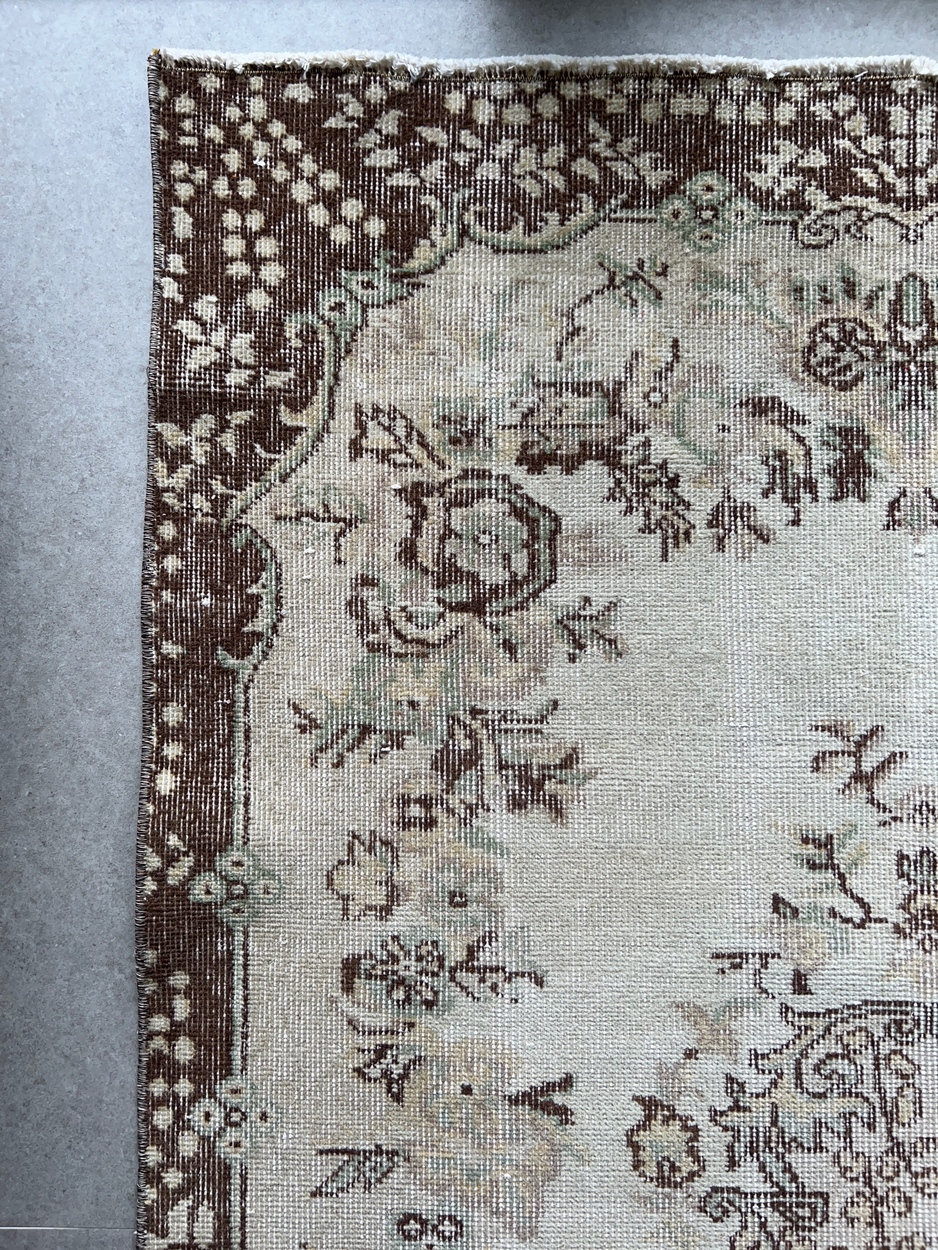Vintage rug〈Brown Medalion〉203×112/ヴィンテージラグ トルコラグ