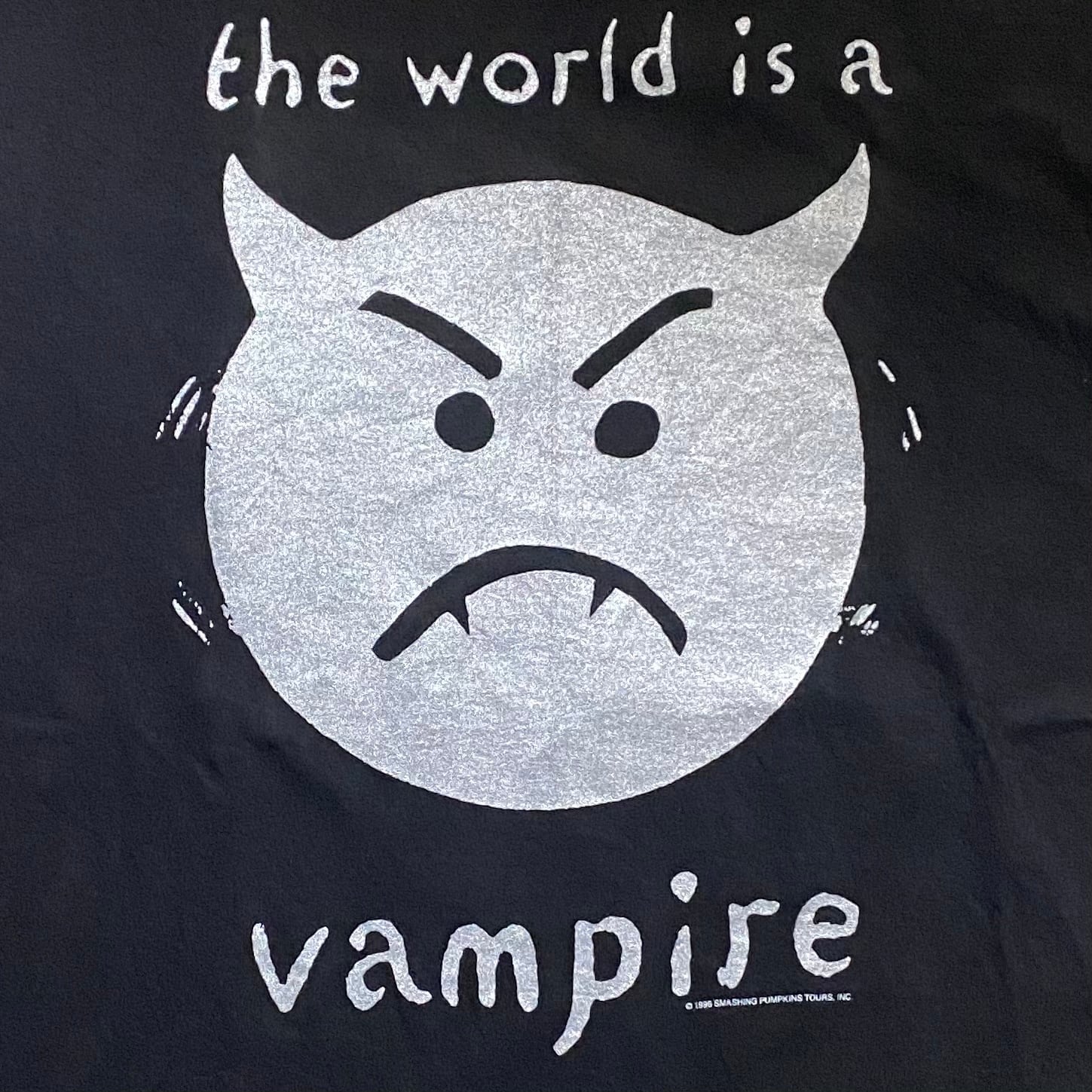 vintage 1996's THE SMASHING PUMPKINS music tee “the world is a