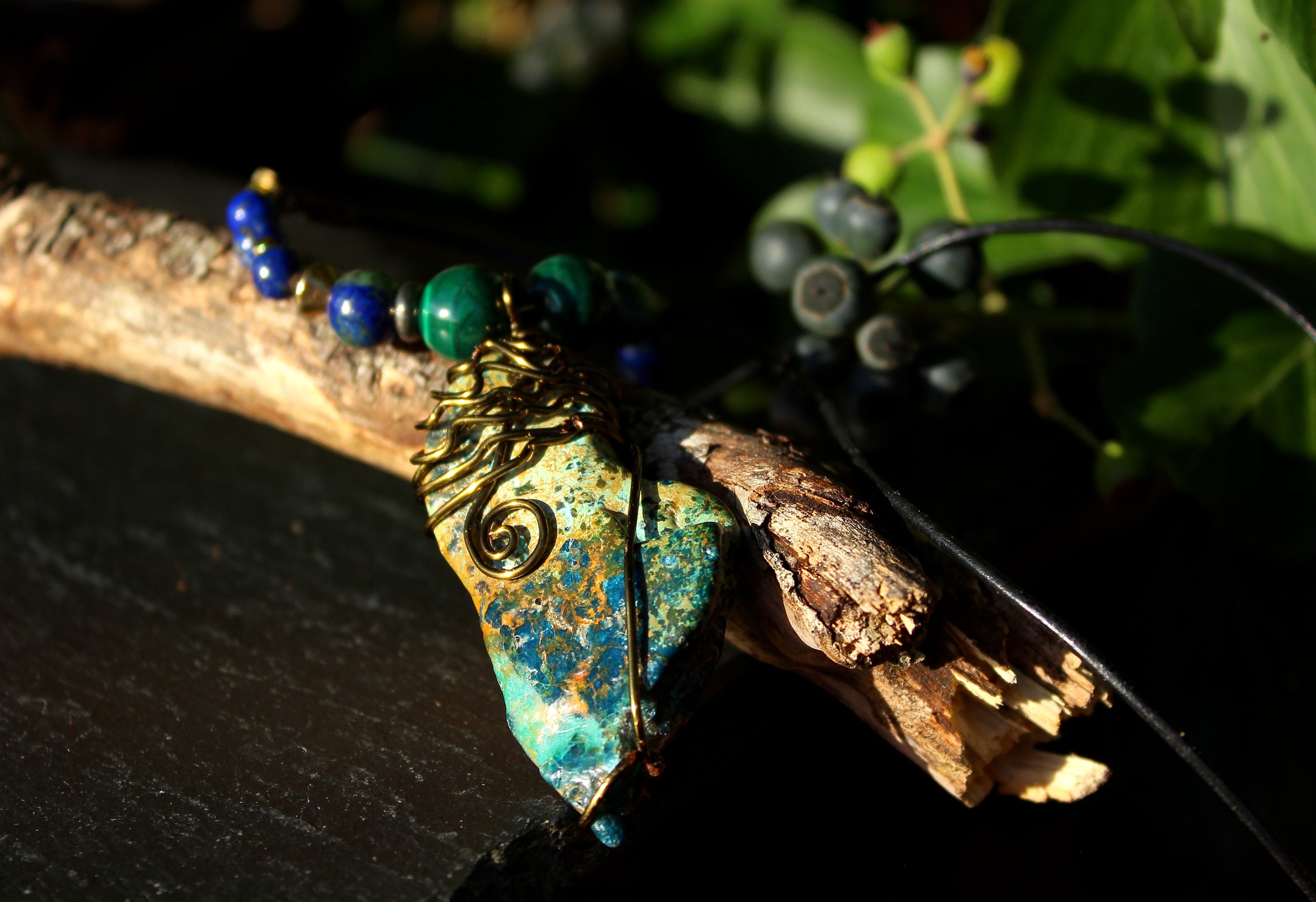 スコレサイト 天使や高次元の存在とのコミュニケーション | T-Stones 英国