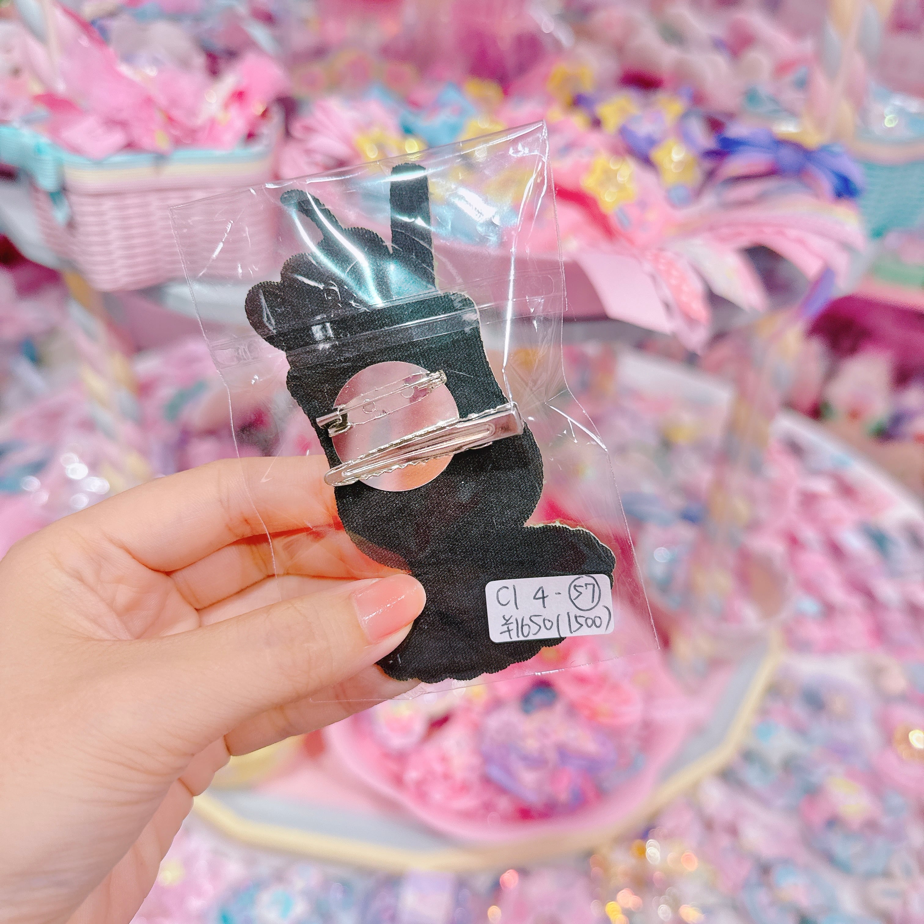 【C1】4-57クリップブローチ