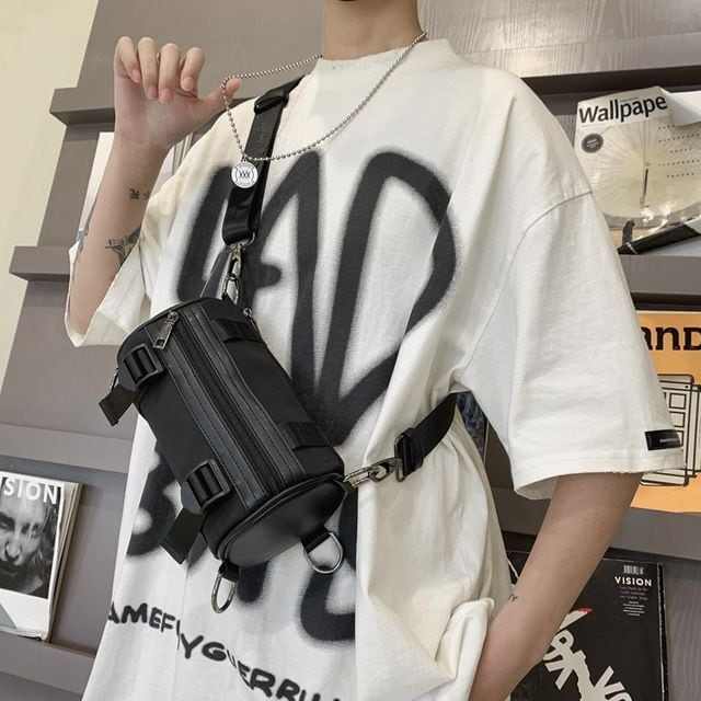 【予約販売】ショルダーバッグ メンズ ラウンド ブラック バッグ メッセンジャー 斜めがけ ボディ スポーティ こなれ感 お洒落 韓国 トレンド