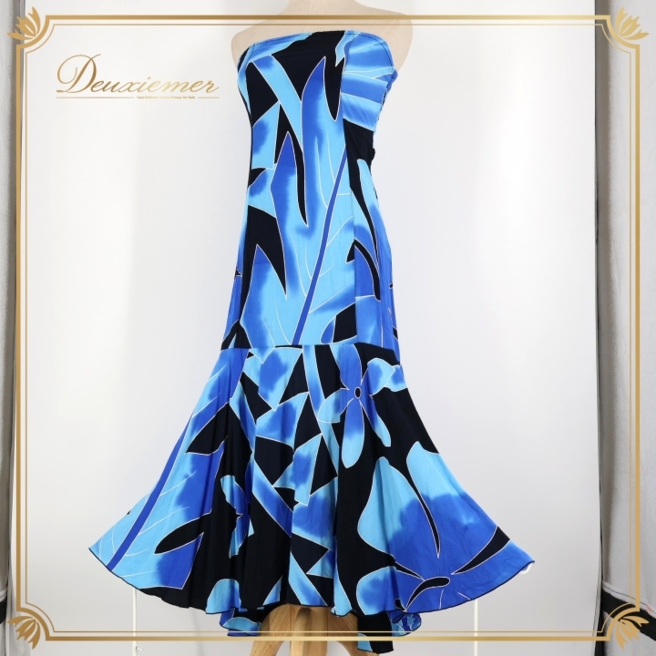 フラダンス 衣装 ワンピース ドレス ブルー系 アレミティ フラワープリント 花柄 フラワー ハワイアンプリント アロハ レッスン 練習 かわいい 上品 大人っぽい 鮮やか 華やか AREMITI ブラック系 ホワイト系 青 黒 白 レディース エレガント シンプル コーディネート