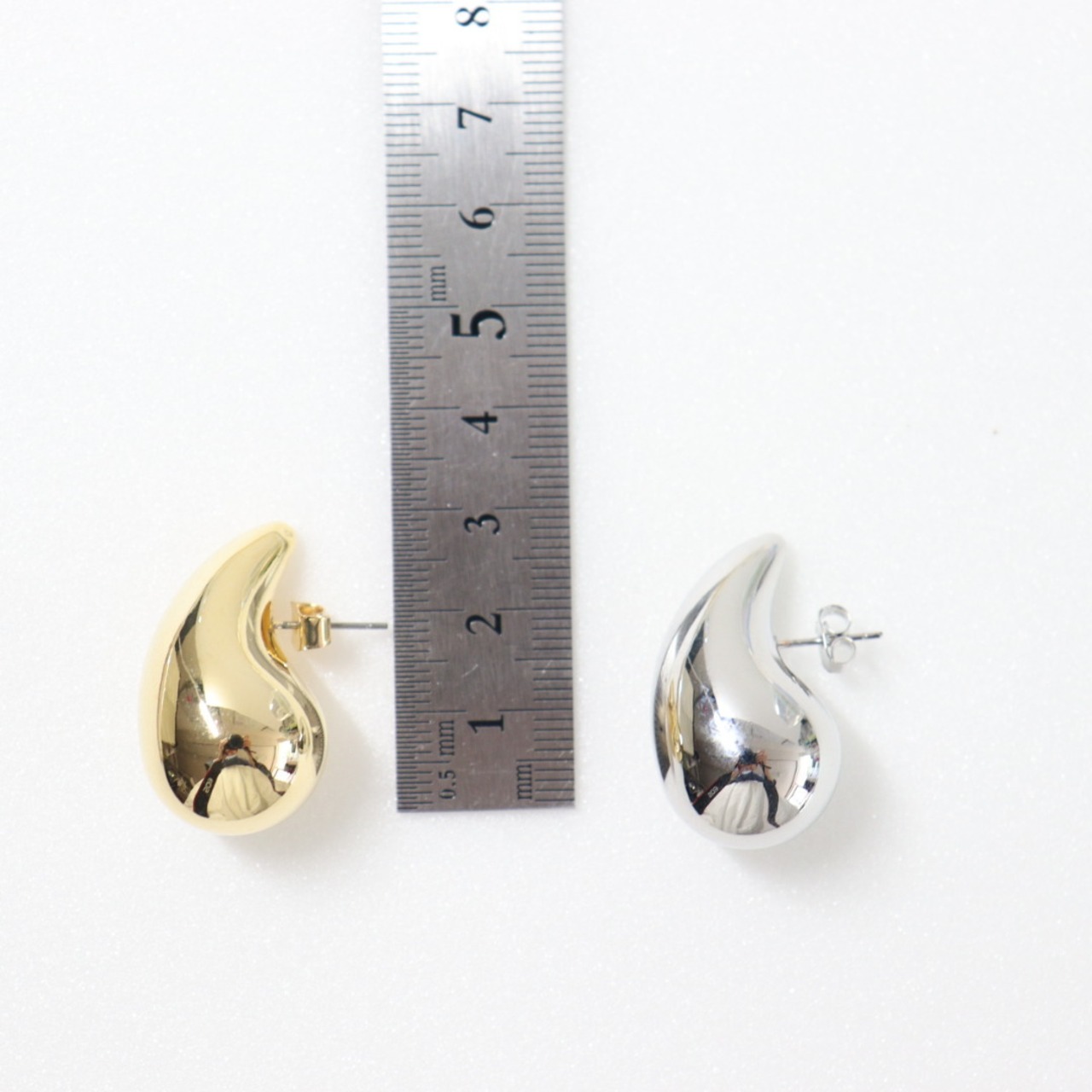 ティアドロップピアス 韓国デザイン 両耳用 インパクト抜群 GOLD SILVER 3㎝ パーティーピアス シンプルピアス 存在感あるピアス ニッケルフリーポスト bittersweet