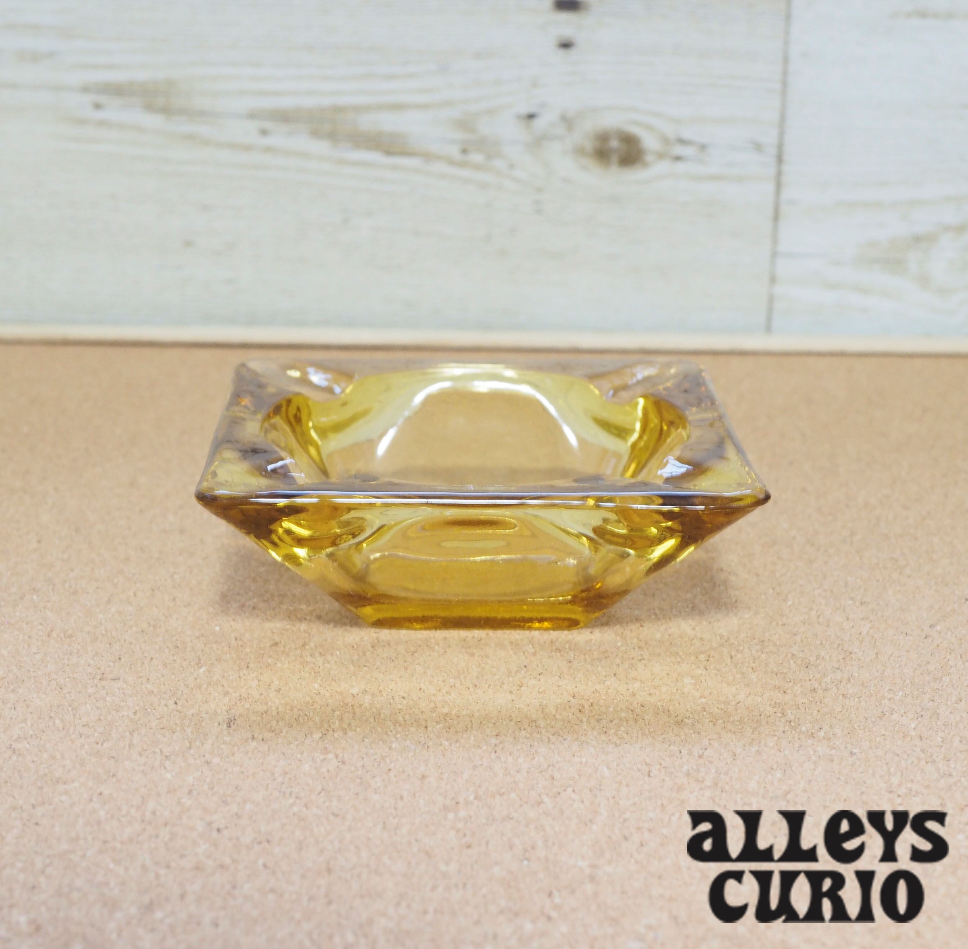ディズニー 灰皿 アッシュトレイ ガラス製 Ashtray（灰皿） | Antique