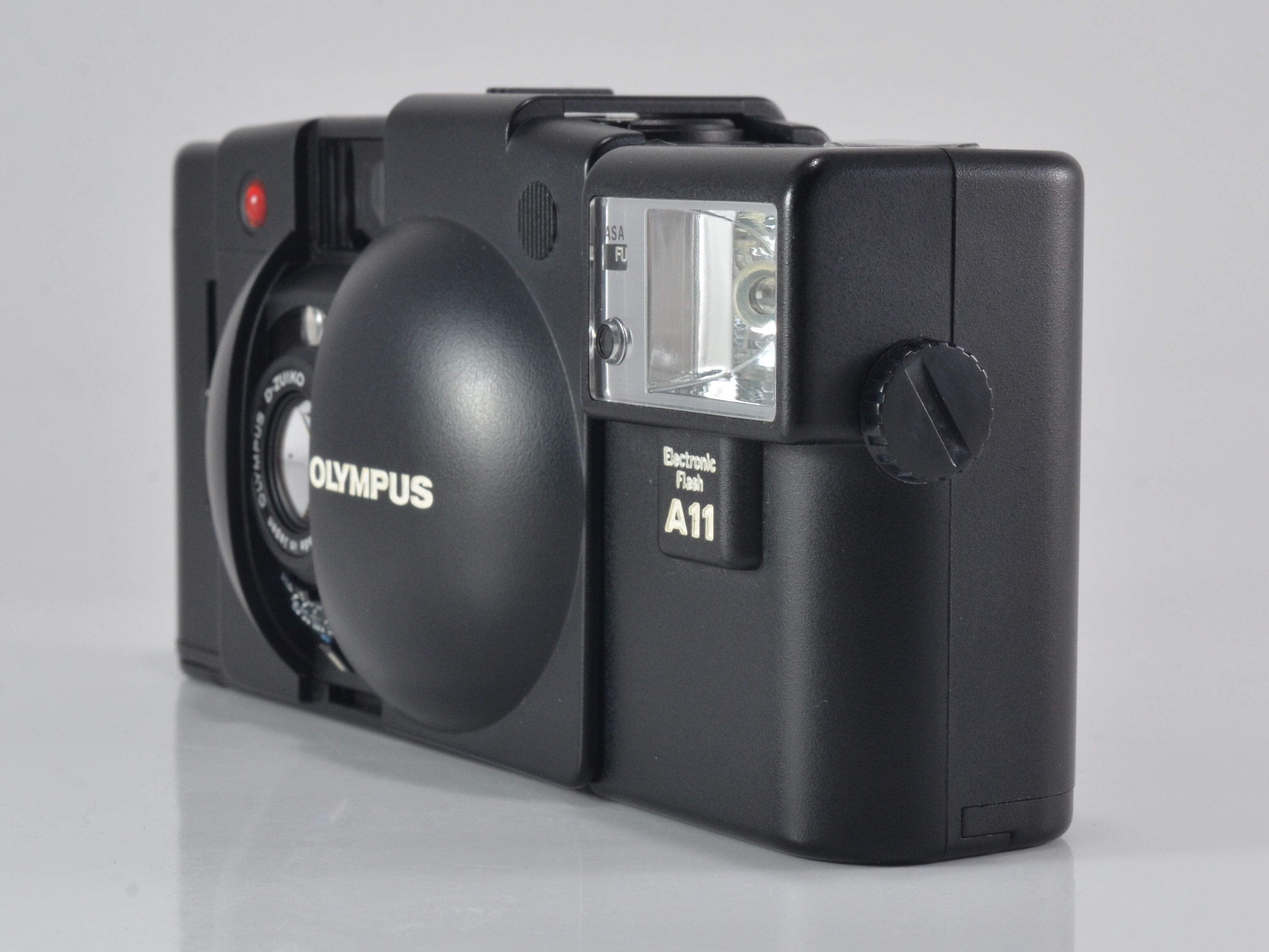 初めてでも素敵に撮れる】OLYMPUS XA2 / D.ZUIKO 35m.F3.5 A11付 整備済 オリンパス(52650) | サンライズカメラ フィルムカメラとオールドレンズ専門店 初めてでも素敵に撮れる】OLYMPUS XA2 / D.ZUIKO 35m.F3.5 A11付 整備済 オリンパス(52650) | サンライズカメラ フィルムカメラとオールドレンズ専門店