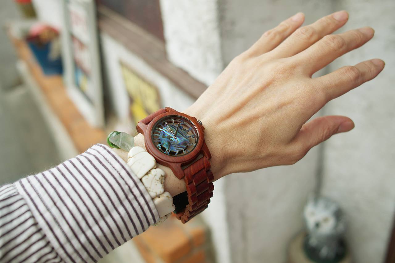 木のヘッドシェル　(備長炭＋レッドロビン　　指掛け、黒檀)  9g 日本製ウッドウォッチ】EINBAND Freiheit Red Sandalwood アバロン