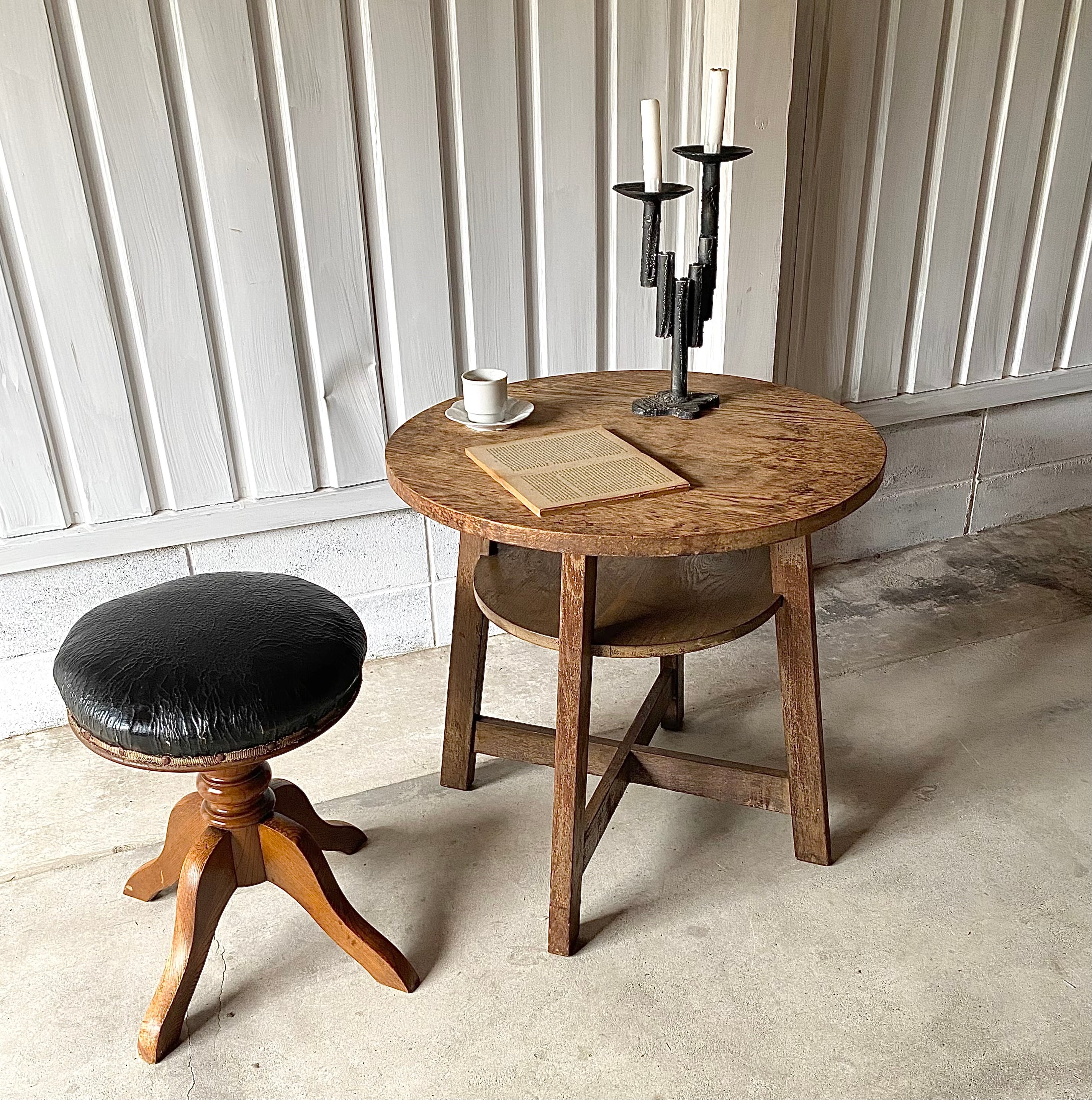 味のあるラウンドテーブル[古家具] | giraffes craft