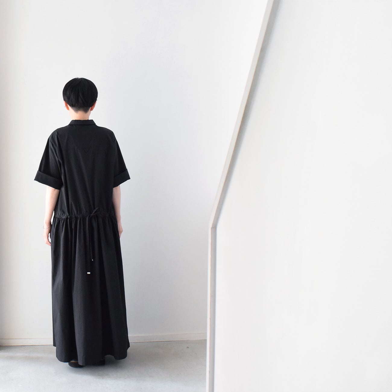 skep フレアギャザーロングワンピース　ブラック　黒　ゆったり　タック　日本製 f81160368bc091a7505a1ad8afca6e