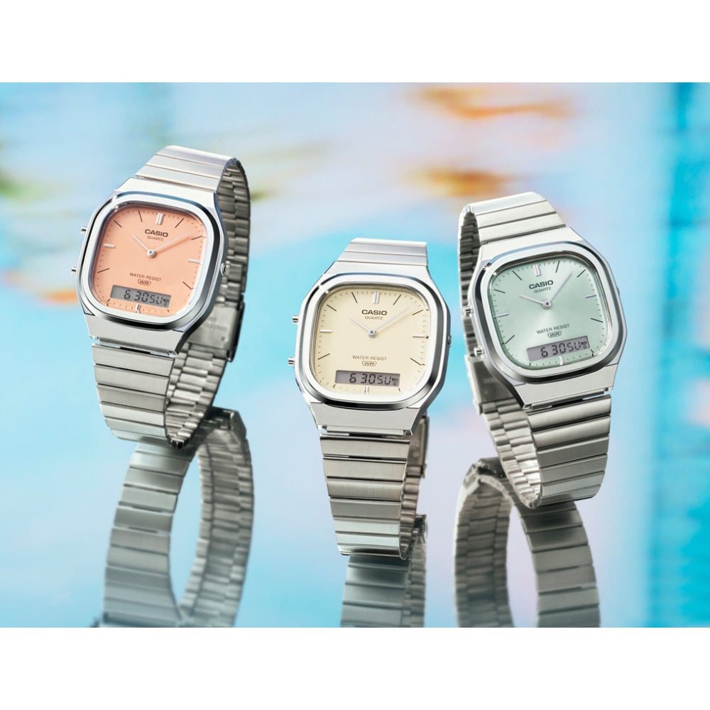 CASIO AQ240 新品　シルバー　海外モデル　新品未使用 CASIO “CLASSIC” AQ-240E-7A2JF シルバー/マットホワイト アナデジ