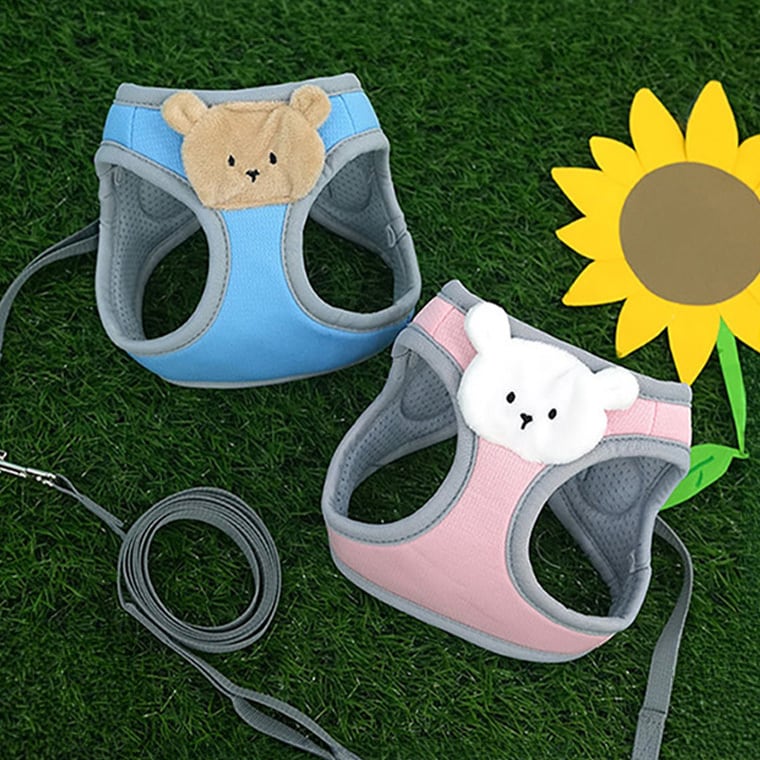 soft bear harness S ～ L 2color / 犬用 ハーネス 胴輪 リード 光る 夜のお散歩 メッシュ素材 サイズ 調節 通気性 可愛い 犬ハーネス お出かけ 散歩 小型犬 中型犬 韓国ワンコ服 クマ柄 お揃い