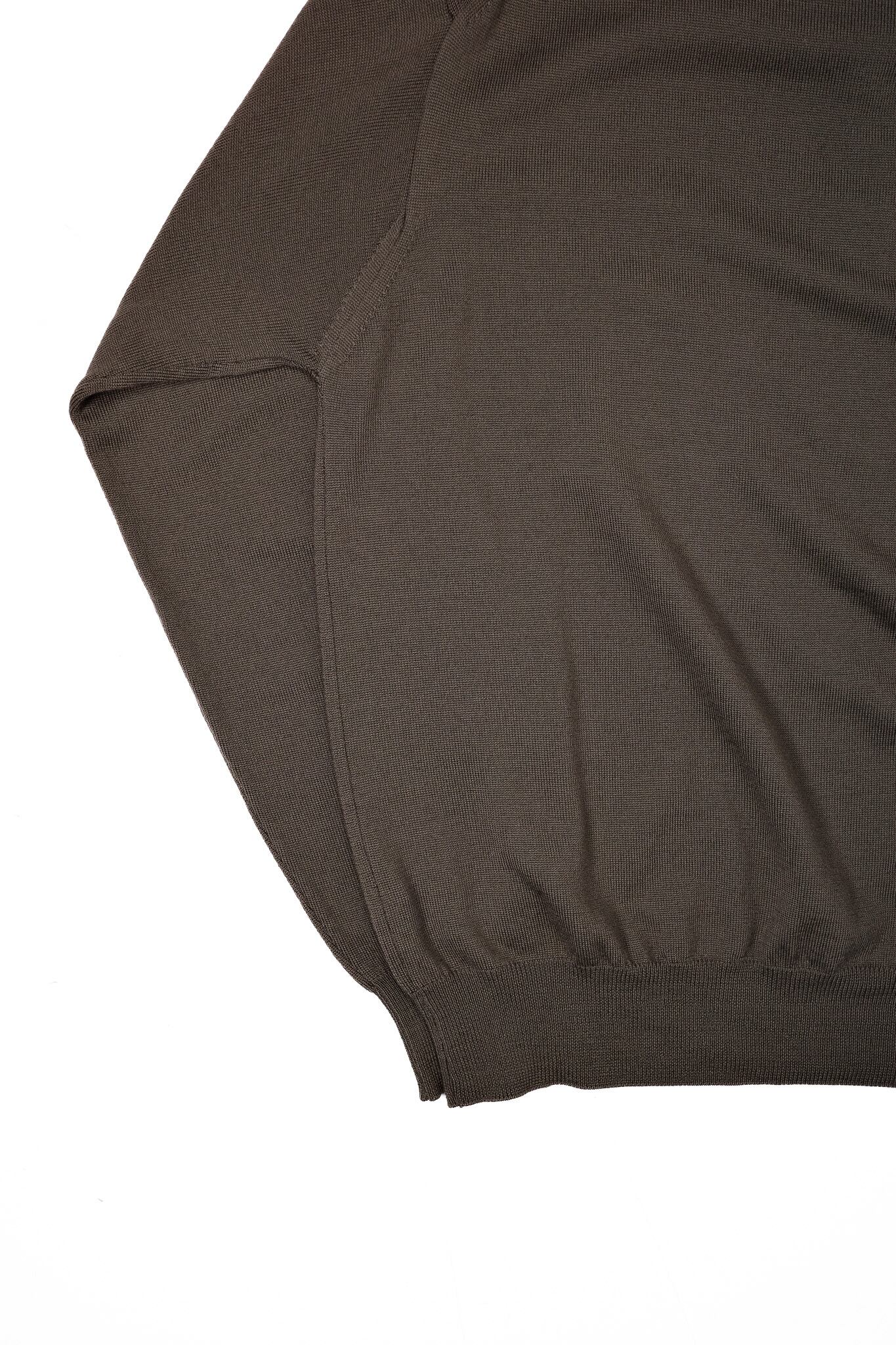 1990's] “Giorgio Armani Le Collezioni” Merino Wool Full-Fashioned