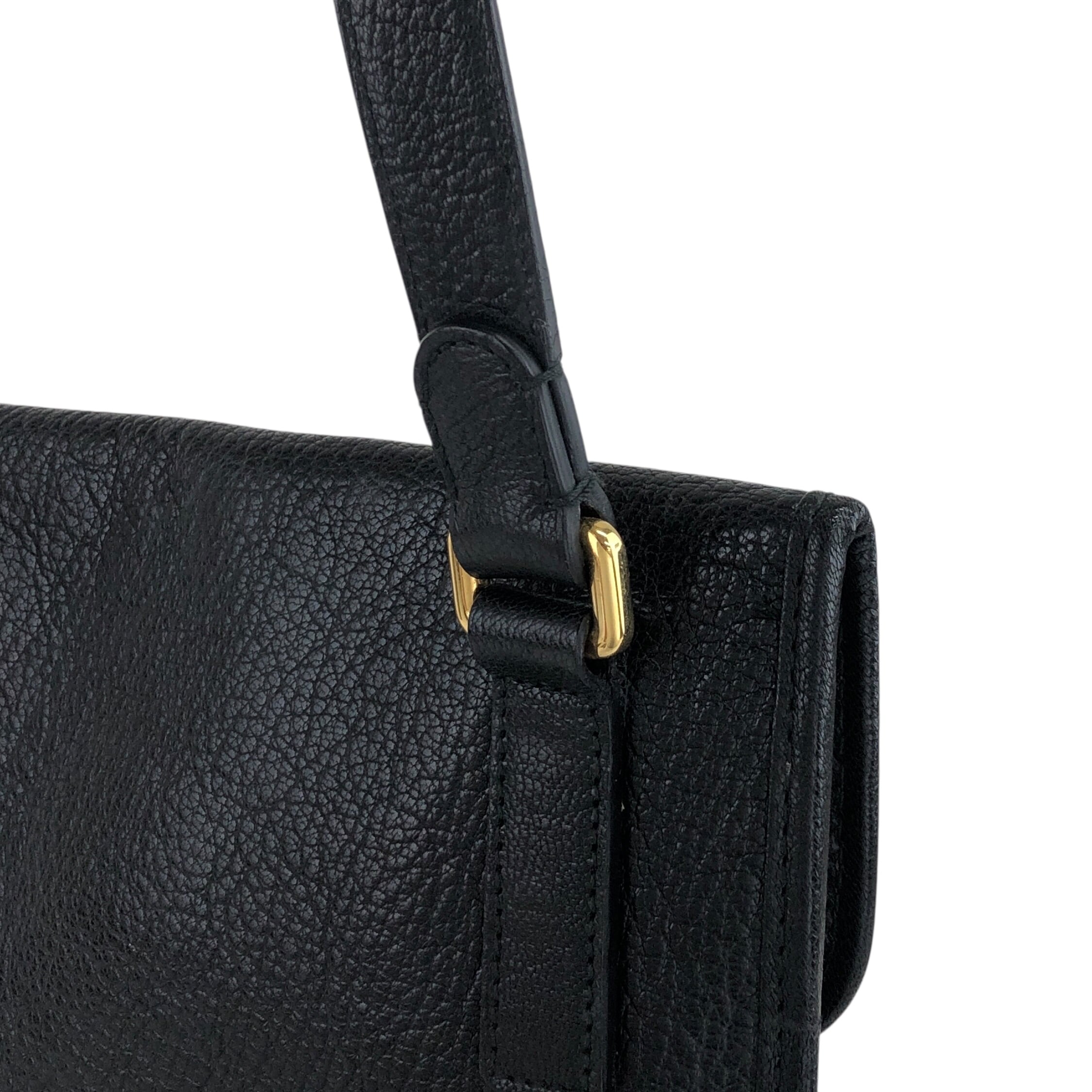 LOEWE ロエベ   ショルダーバッグ ブラック ボタン レザー  5ahv4g LOEWE ロエベ ショルダーバッグ ブラック ボタン レザー vintage