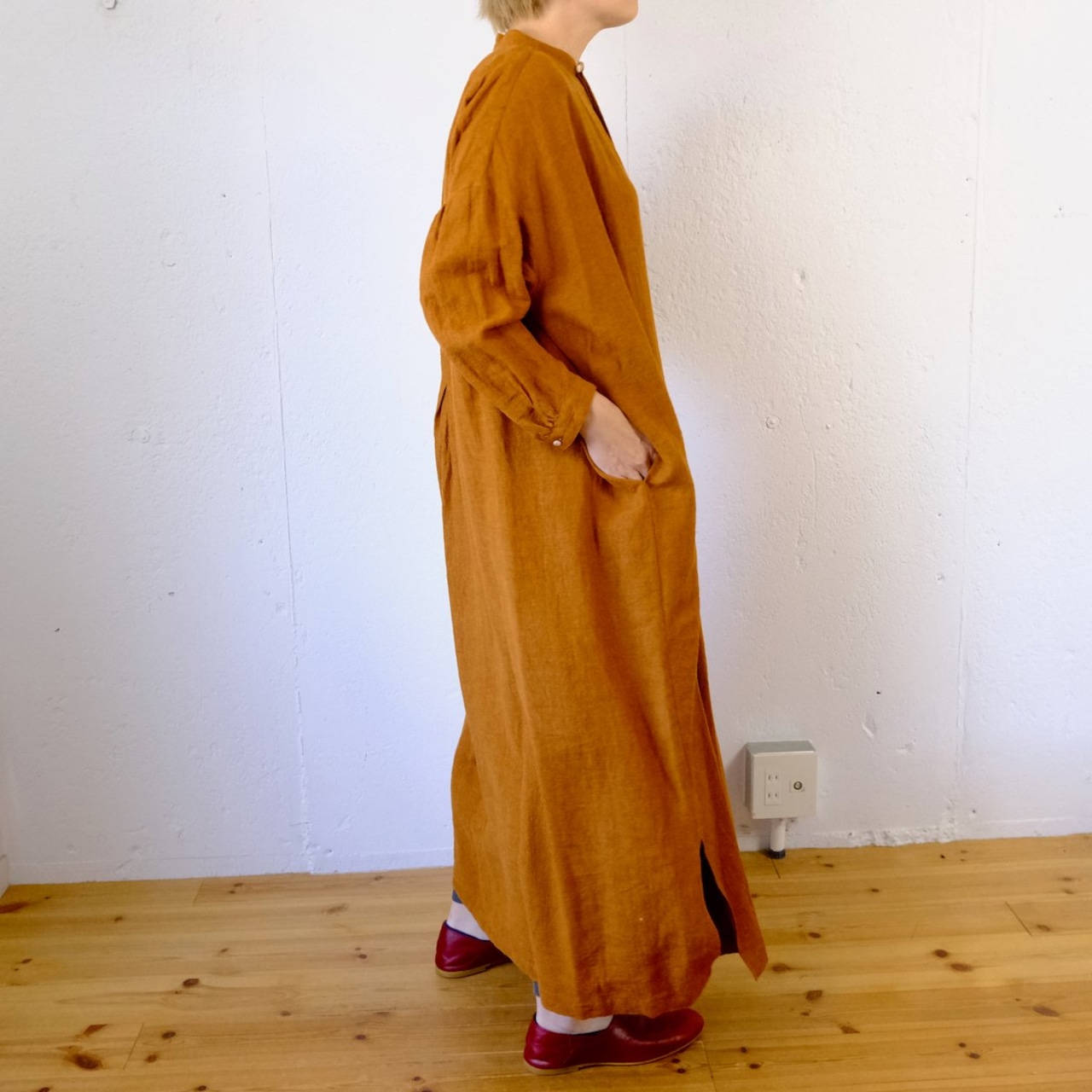 suzuki takayuki (スズキタカユキ) peasant dress Ⅱウールリネン ワンピース/ブラウン
