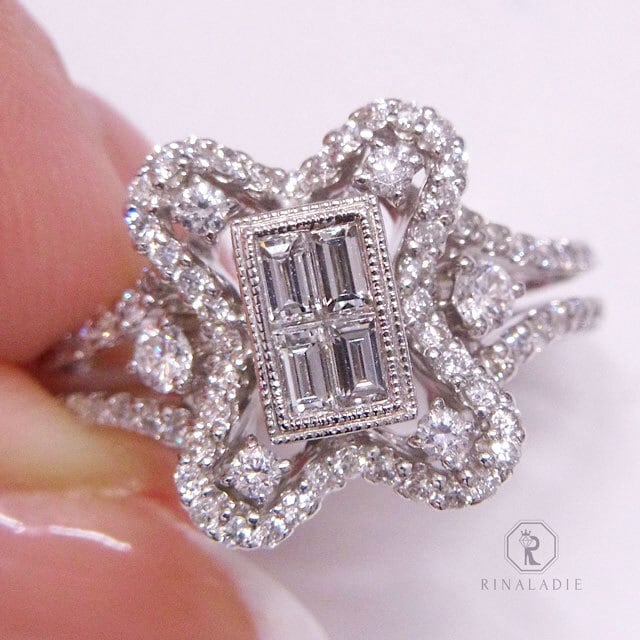 K18YG天然ダイヤモンド★エメラルドカットビッグウィンクリング K18YG天然ダイヤモンド☆エメラルドカットビッグウィンクリング