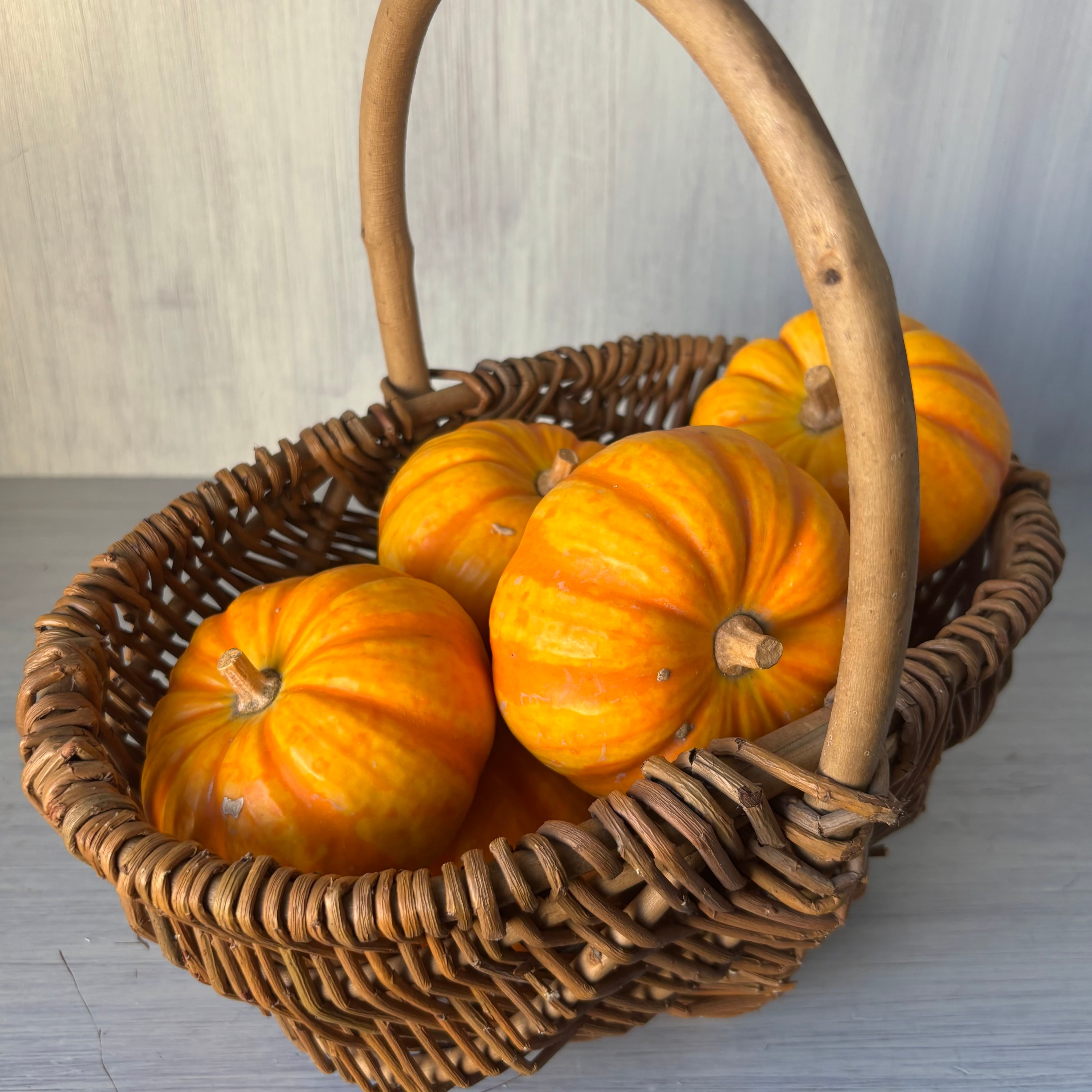 【オレンジ系のみ】ハロウィン装飾　一番人気おもちゃカボチャ130個セット オレンジ系のみ】ハロウィン装飾 一番人気おもちゃカボチャ130個セット