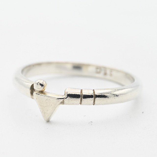 Sophisticated Design Triangle Top Ring #16.5 / Denmark