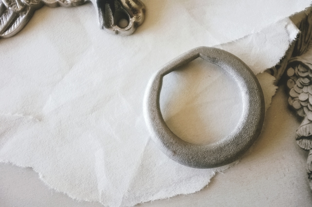 1900s フランス ルーベンス 聖アンデレの殉教的プットーと大きなハンドルa ツマミ アンティーク