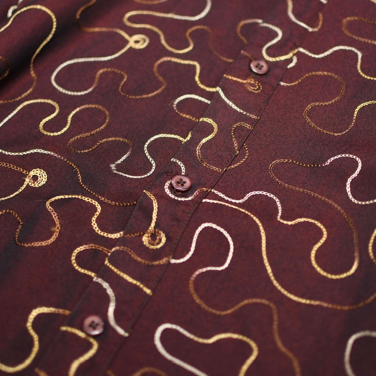 wave chain stitch design shirt