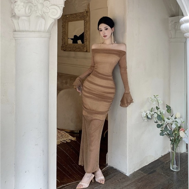 ドレス ワンピース パーティー ステージ 舞台 キャバ 衣装 コスプレ コスチューム ラウンジ クラブ 膝下 ロング マキシ 長袖 オフショル タイト スリム 細身 シフォン 可愛い きれいめ シンプル カジュアル 大人可愛い おしゃれ キュート ガーリー モード エレガント モダン 主役級 存在感 抜け感 クラシック ゴージャス エレガント セクシー 華やか パーティー イベント ホテル ガーデン 高原 韓国 体型カバー 美脚 脚長 高見え 格上げ プチプラ 春 秋 冬 S M L ベージュ
