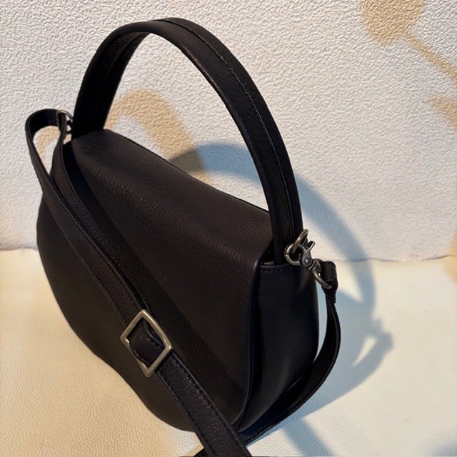 B.stuff　ショルダー付きハンドバッグ