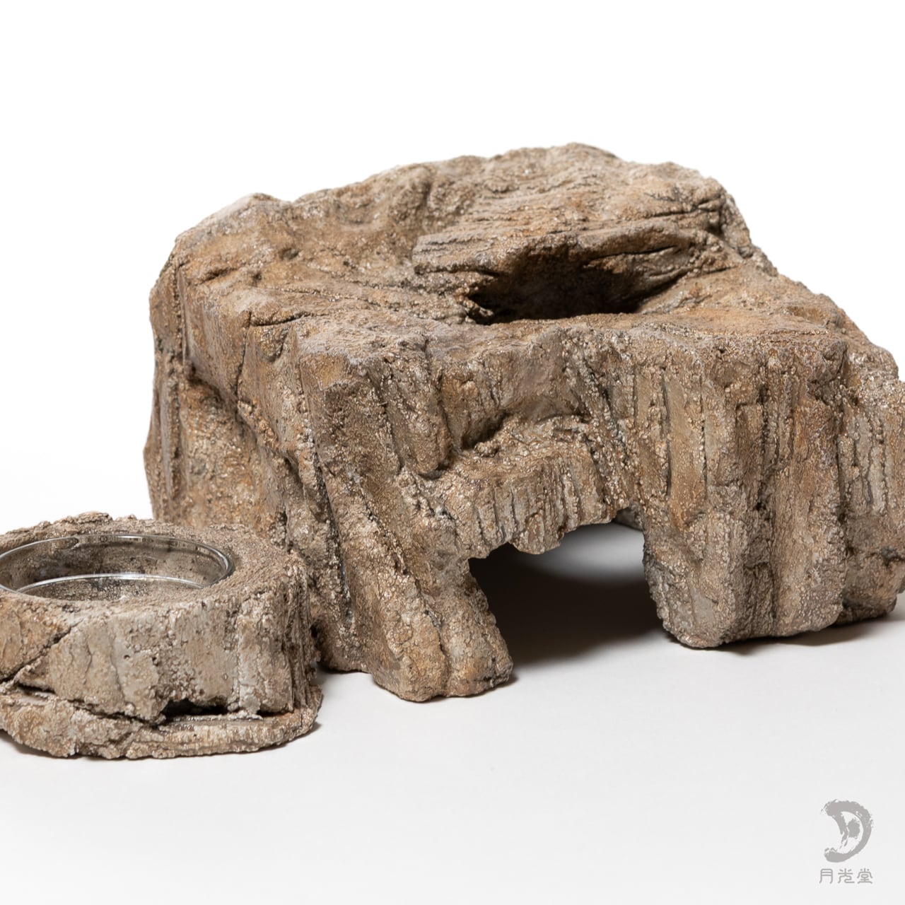 [3] 月光堂 バックボードシェルター 26×27cm (爬虫類/レイアウト) 月光堂 「バックボードシェルターハイタイプ + レイアウトロック + 水