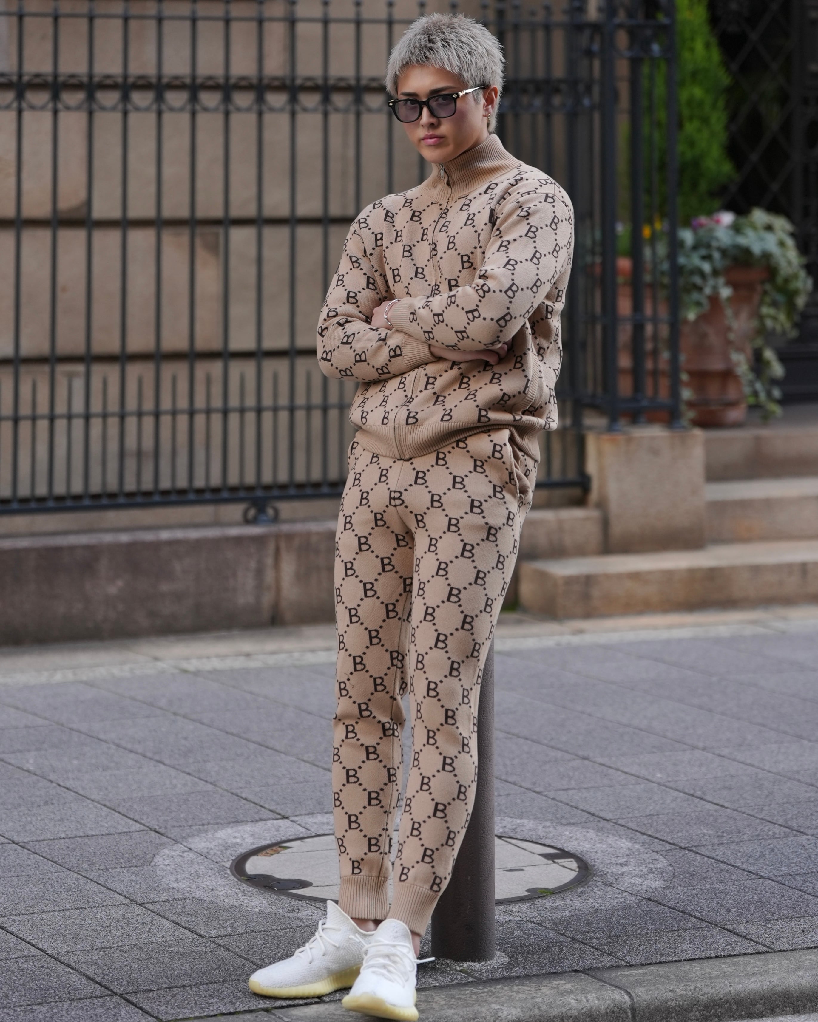 BELINDA MONOGRAM SWEAT PANTS【BB25025】 | BELINDA OFFICIAL