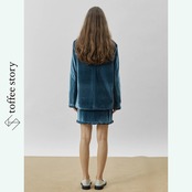 青影に光が走る刻印：ラペルショートコート《XU0268》