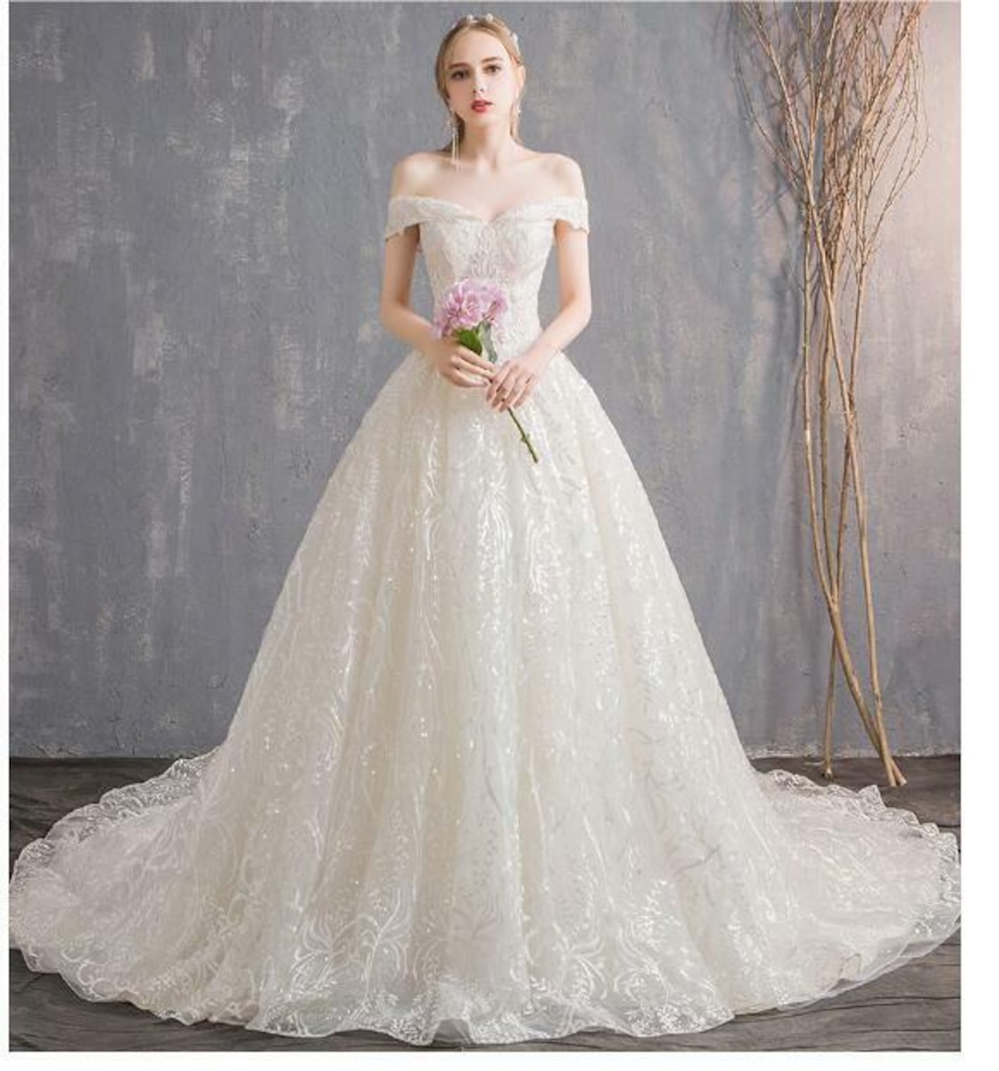 カラードレス 薄シャンパンの色 上質オーガンジー オフショル 華やかな  