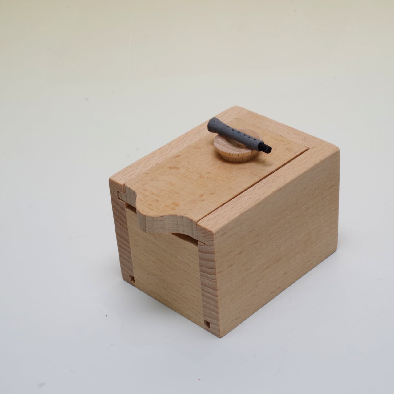 十二支のからくりボックス ヘビ | 木のおもちゃ専門店 おもちゃ箱