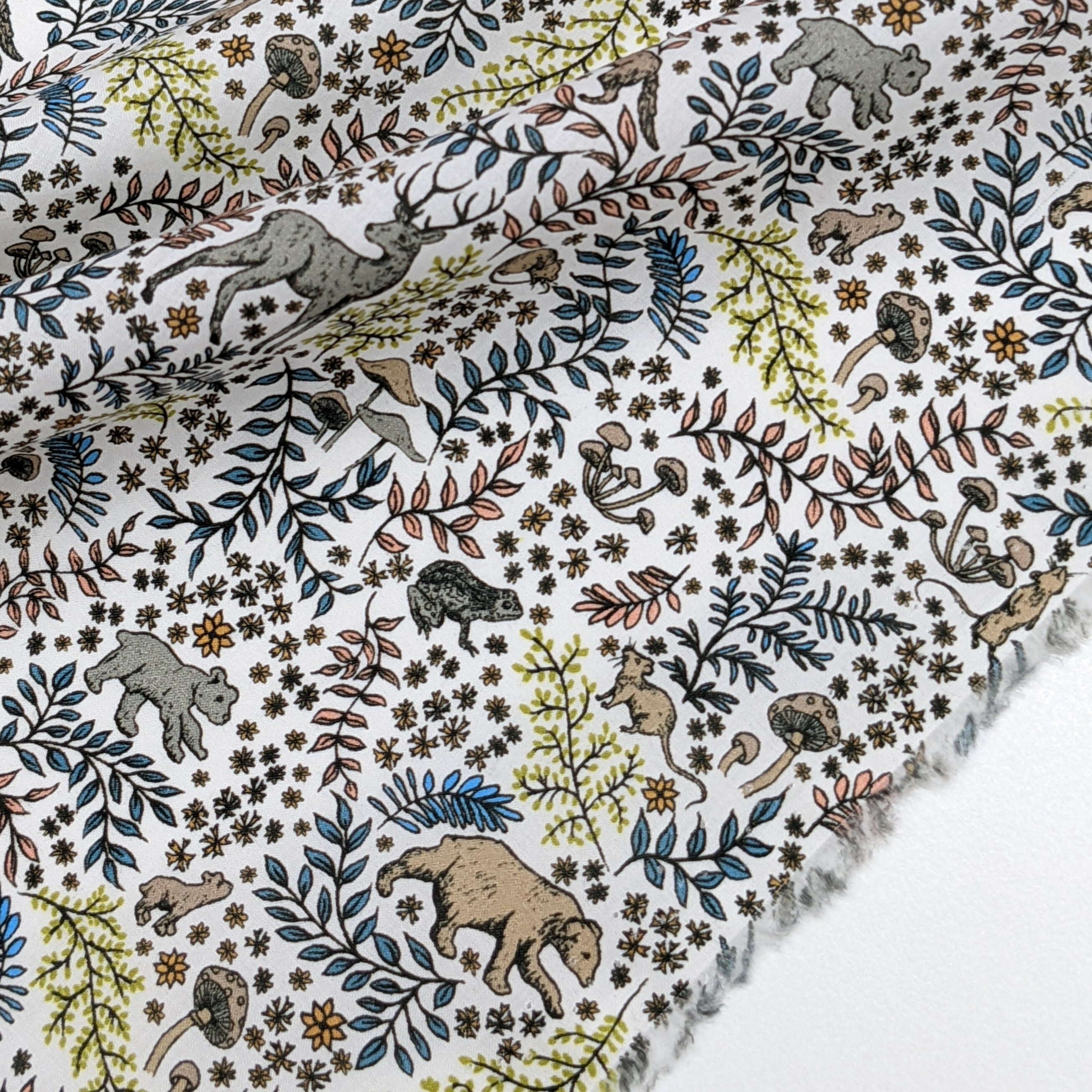 ◆輸入 リバティ LIBERTY タナローン Feldberg Forest B フェルドバーグフォレスト グリーン系 約130×50cm