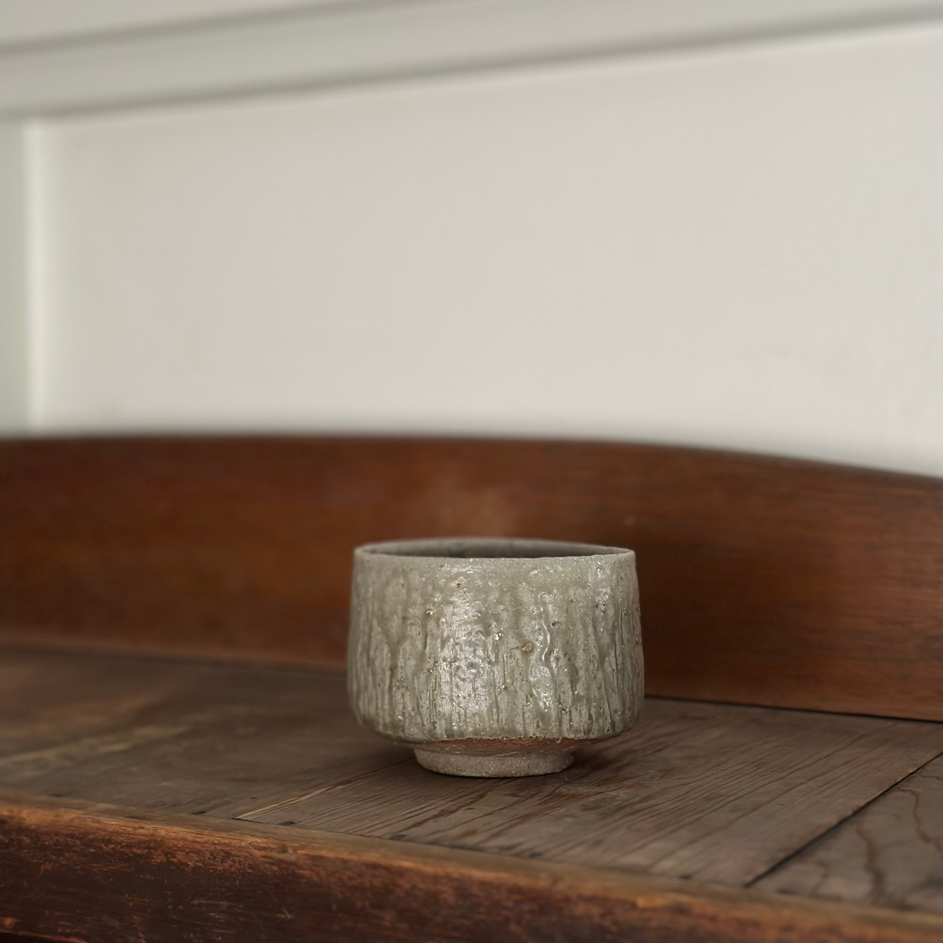 清水志郎 蓬莱白土灰釉茶盌 33 | gallery 一白