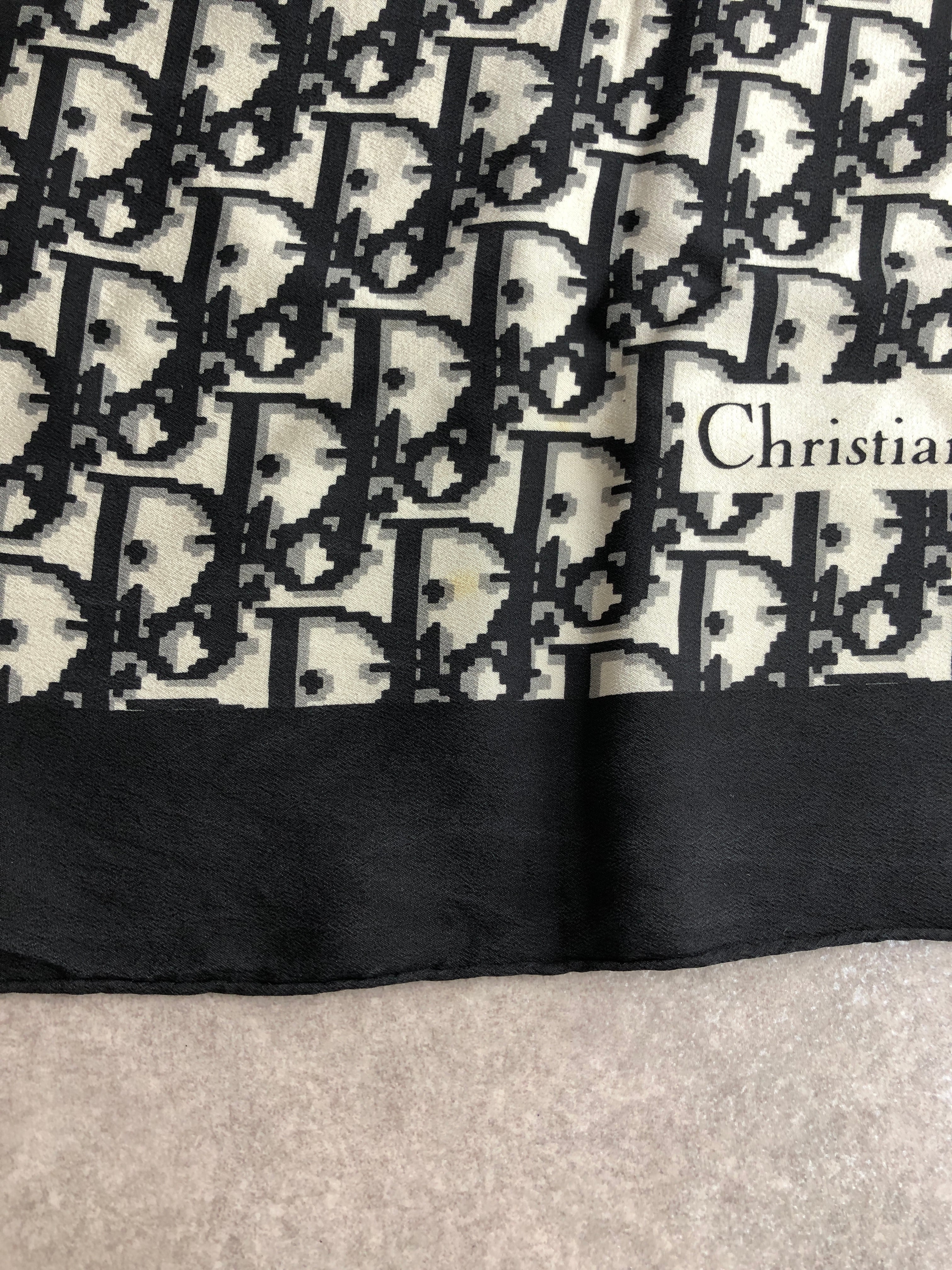 Christian Dior クリスチャン ディオール トロッター スカーフ