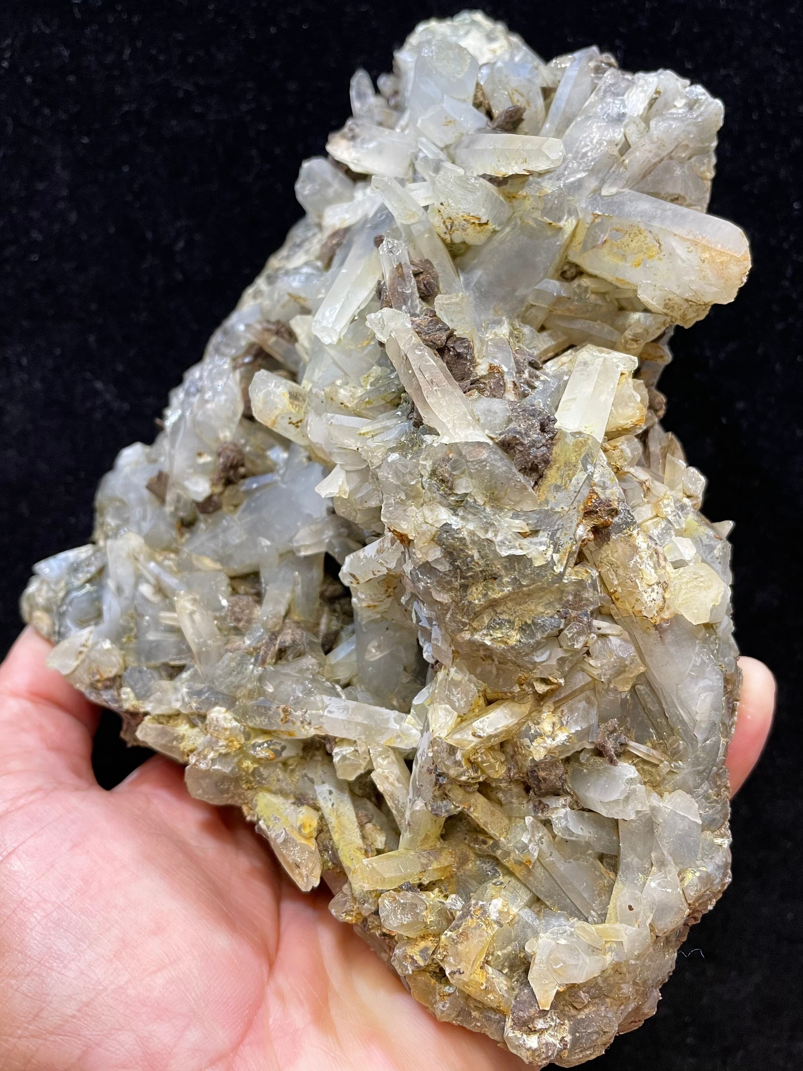 1) New!高千穂天岩戸水晶「栄華4・クラスター」