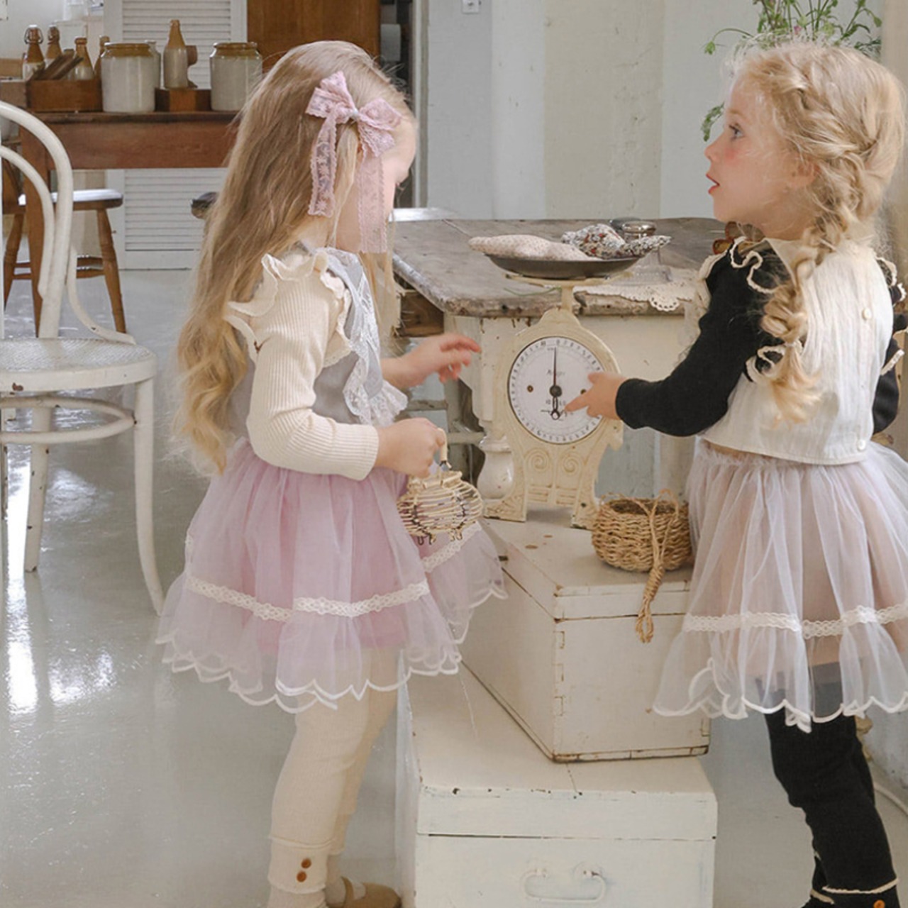 秋花びらヘムチュールスカート