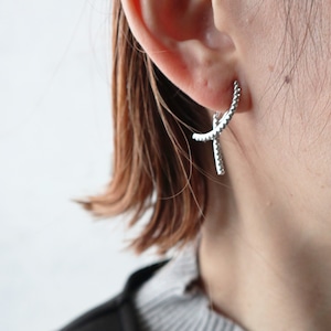 (Y)【12月下旬】ビジューウェーブイヤリング