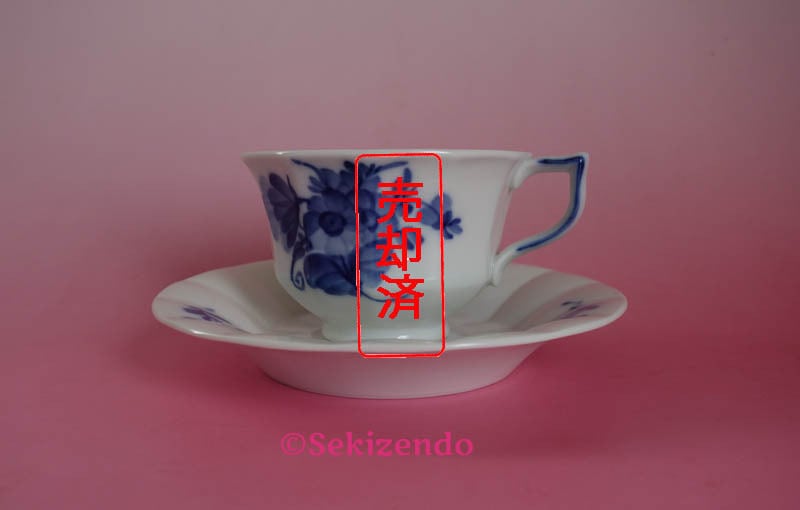 ロイヤルコペンハーゲン ブルーフラワー アンギュラー カップ