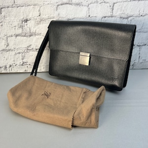 LOUIS VUITTON ルイヴィトン  タイガ レザー ハンドバッグ ブラック A-10535