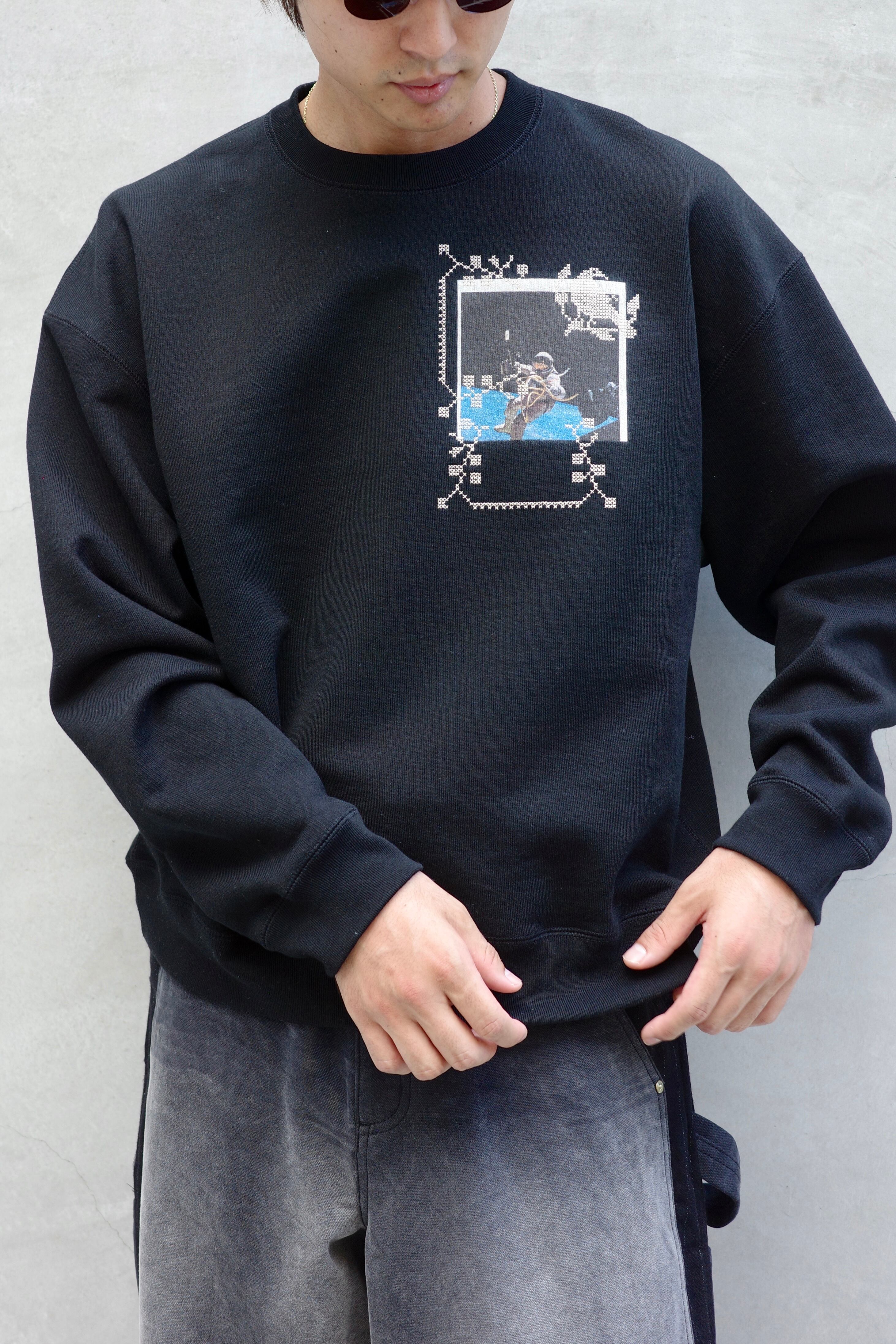KHOKI 【Embroidery and print design sweat shirt -Black-】
