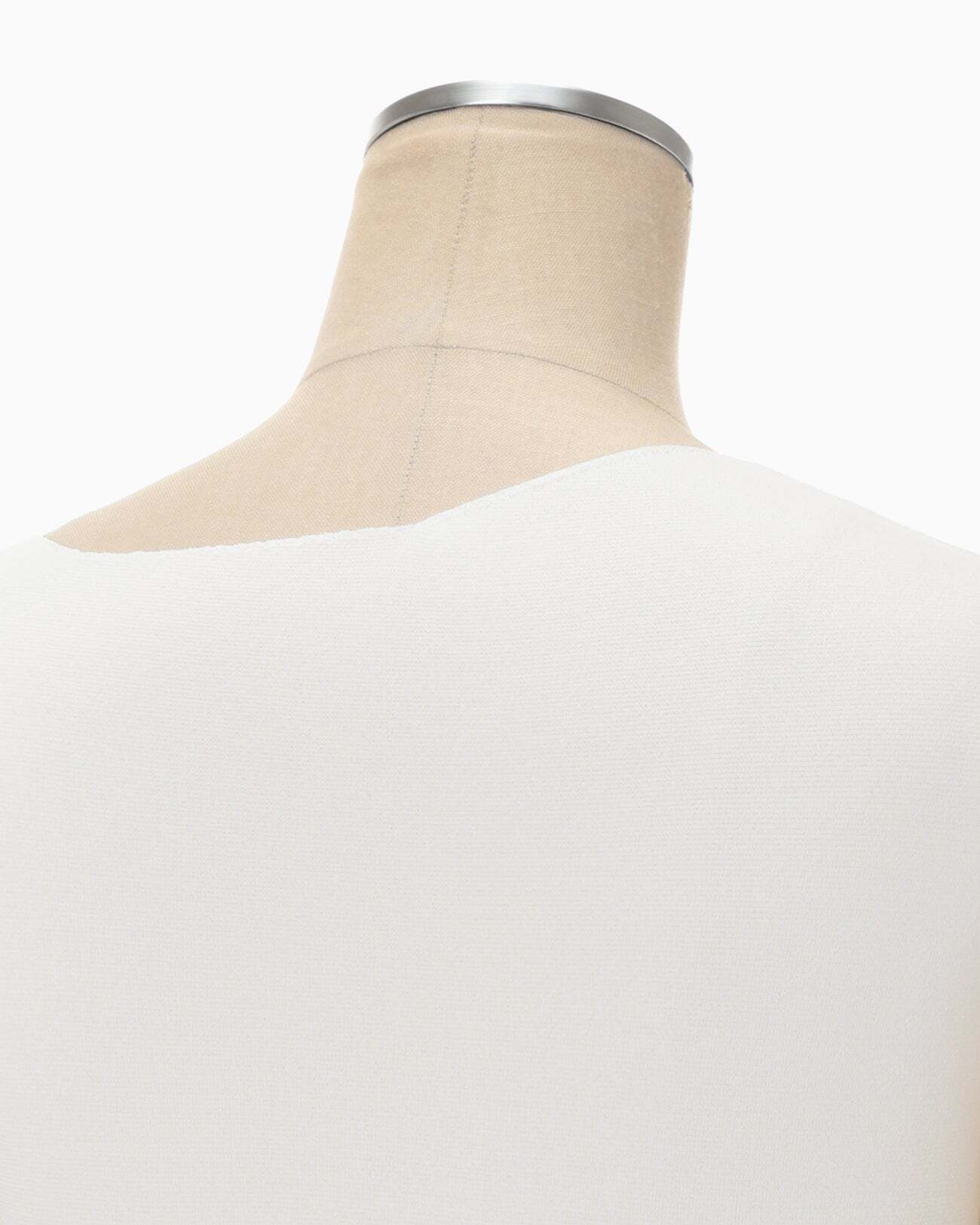 Mame Kurogouchi | MM25SS-KN088 Asymmetric Neck Knitted Dress