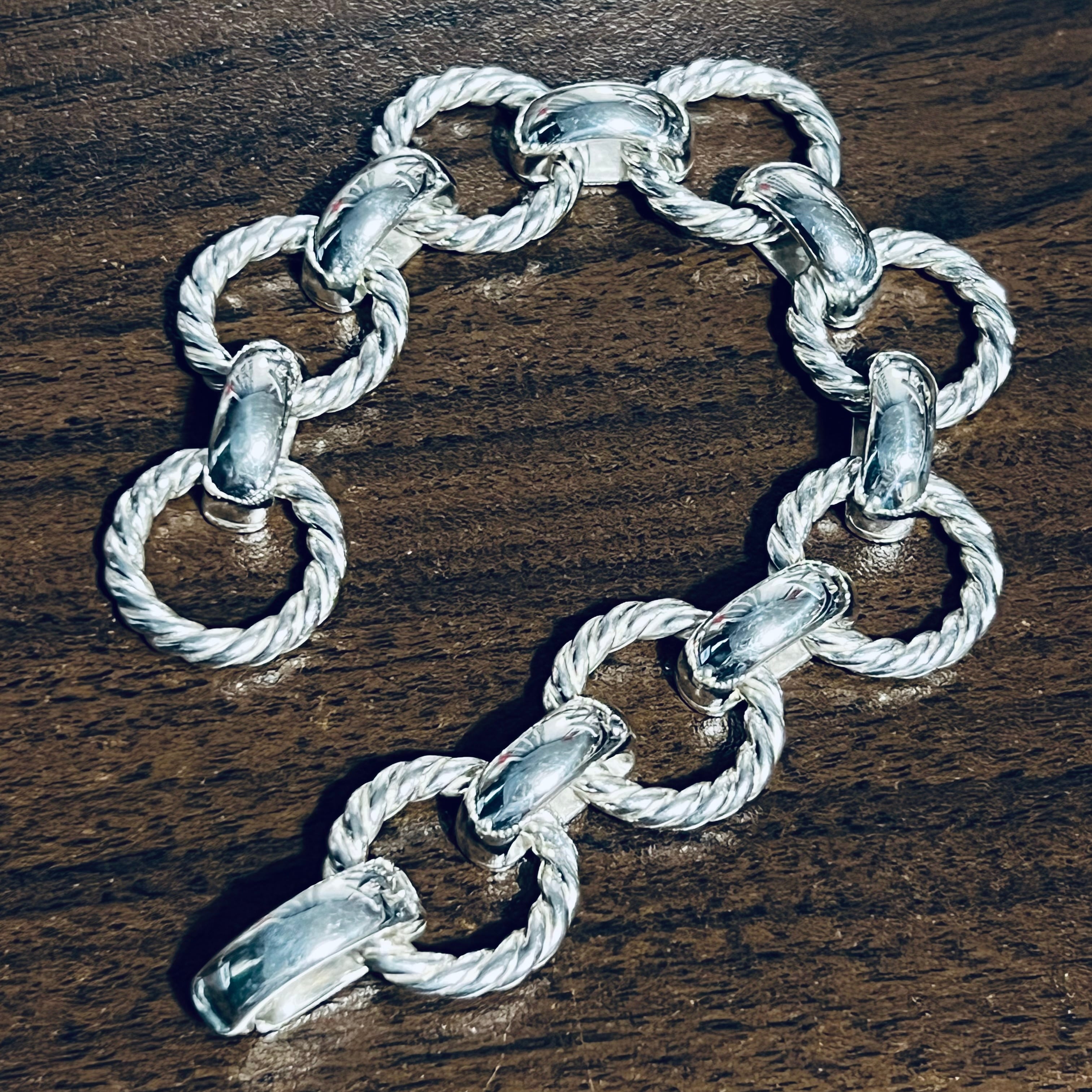 VINTAGE TIFFANY & CO. Twist Circle Link Bracelet Sterling Silver 