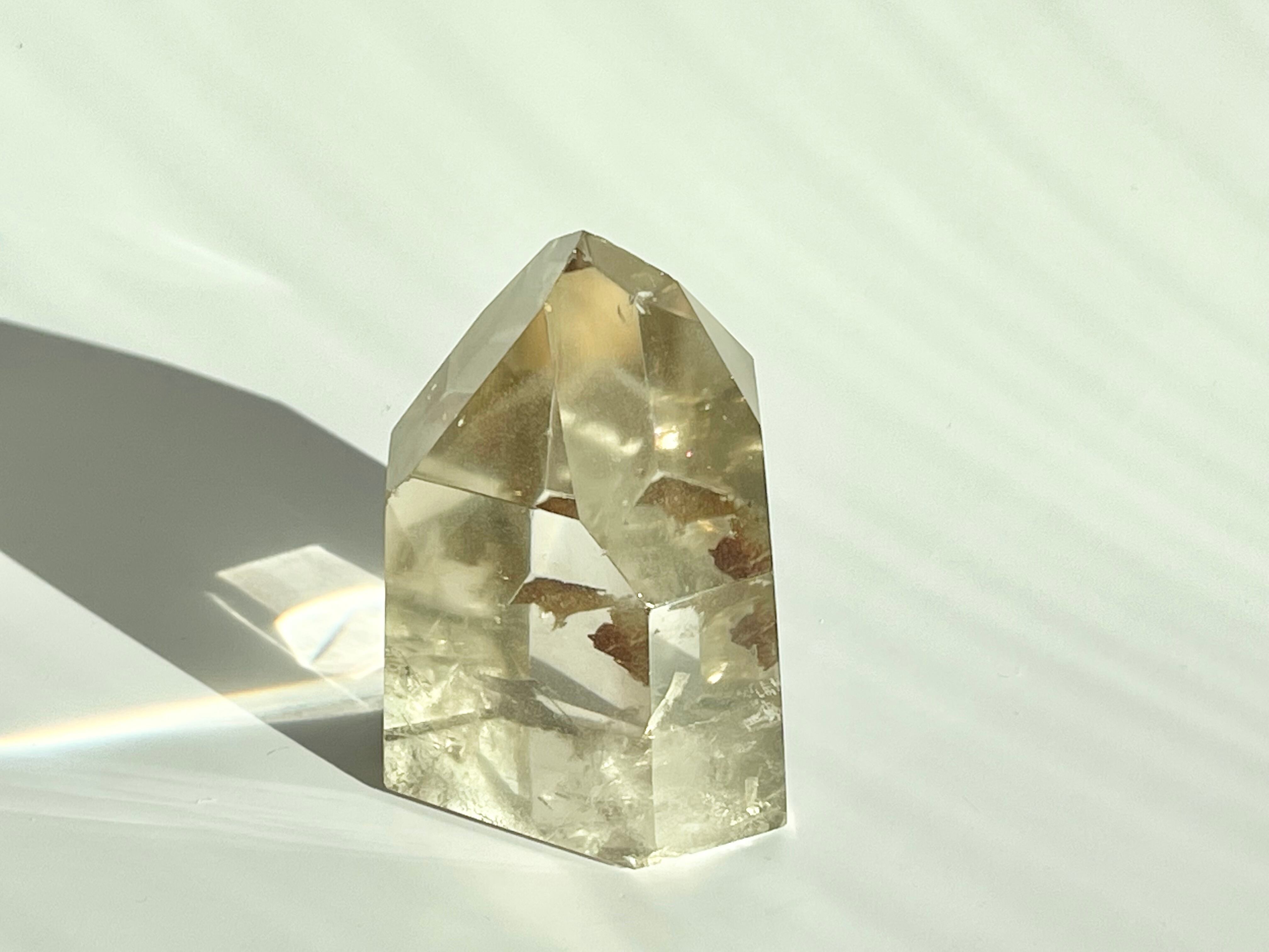 スモーキーファントムクォーツ